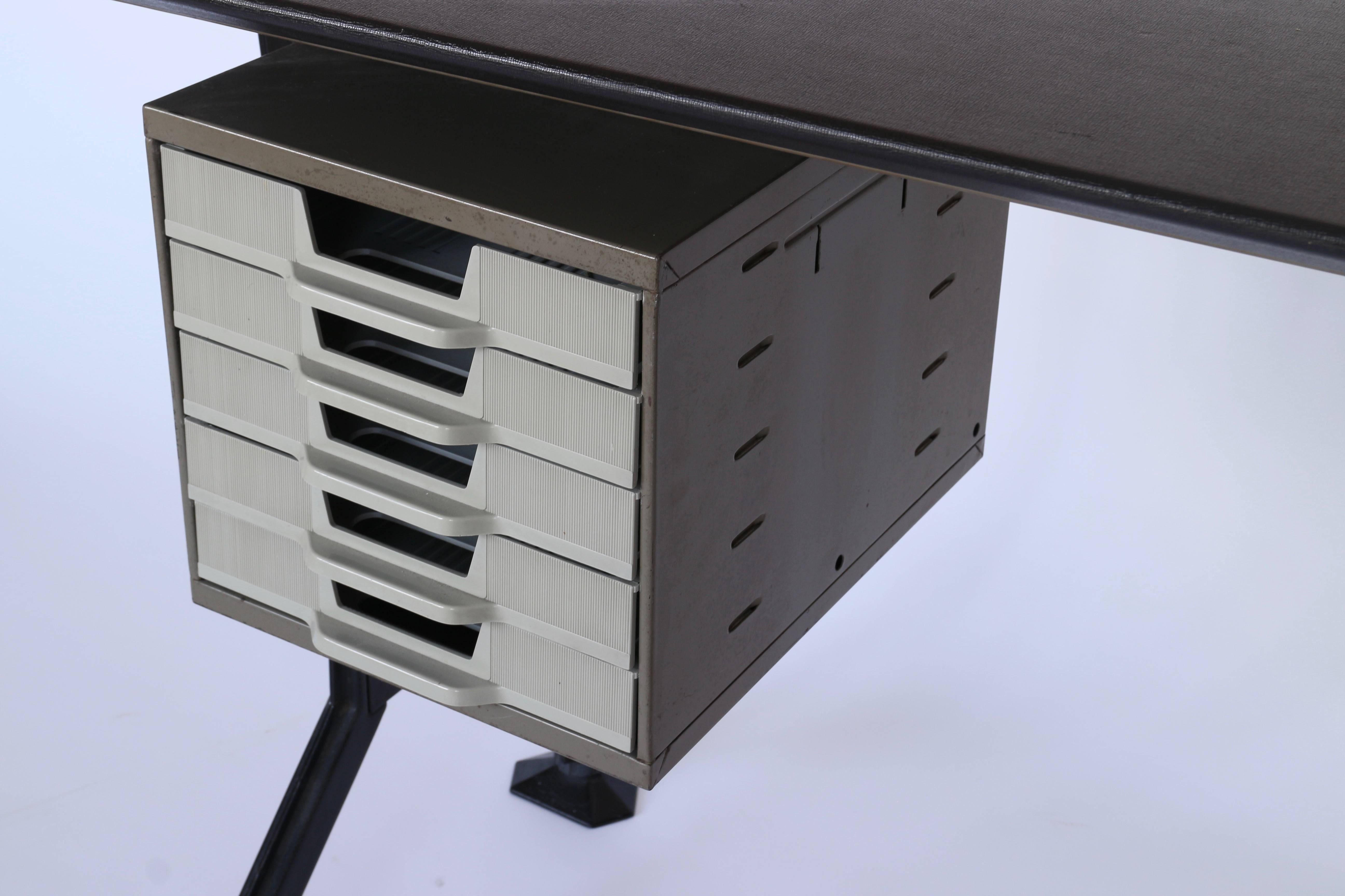 Office Desk by BBPR for Ollivetti, 1963 2