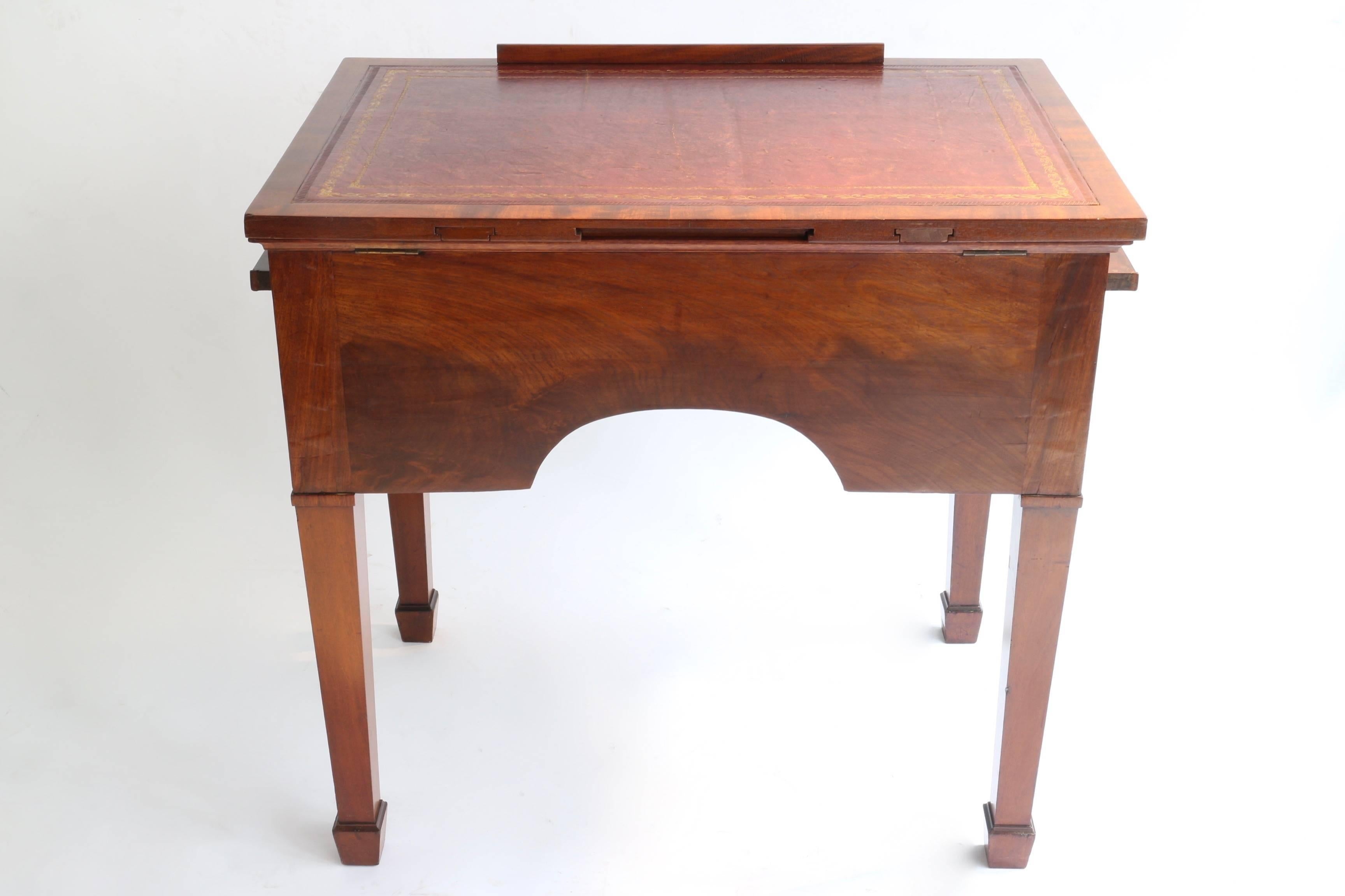 English Very Nice Mid-19th Century Architects Table in Mahogany For Sale