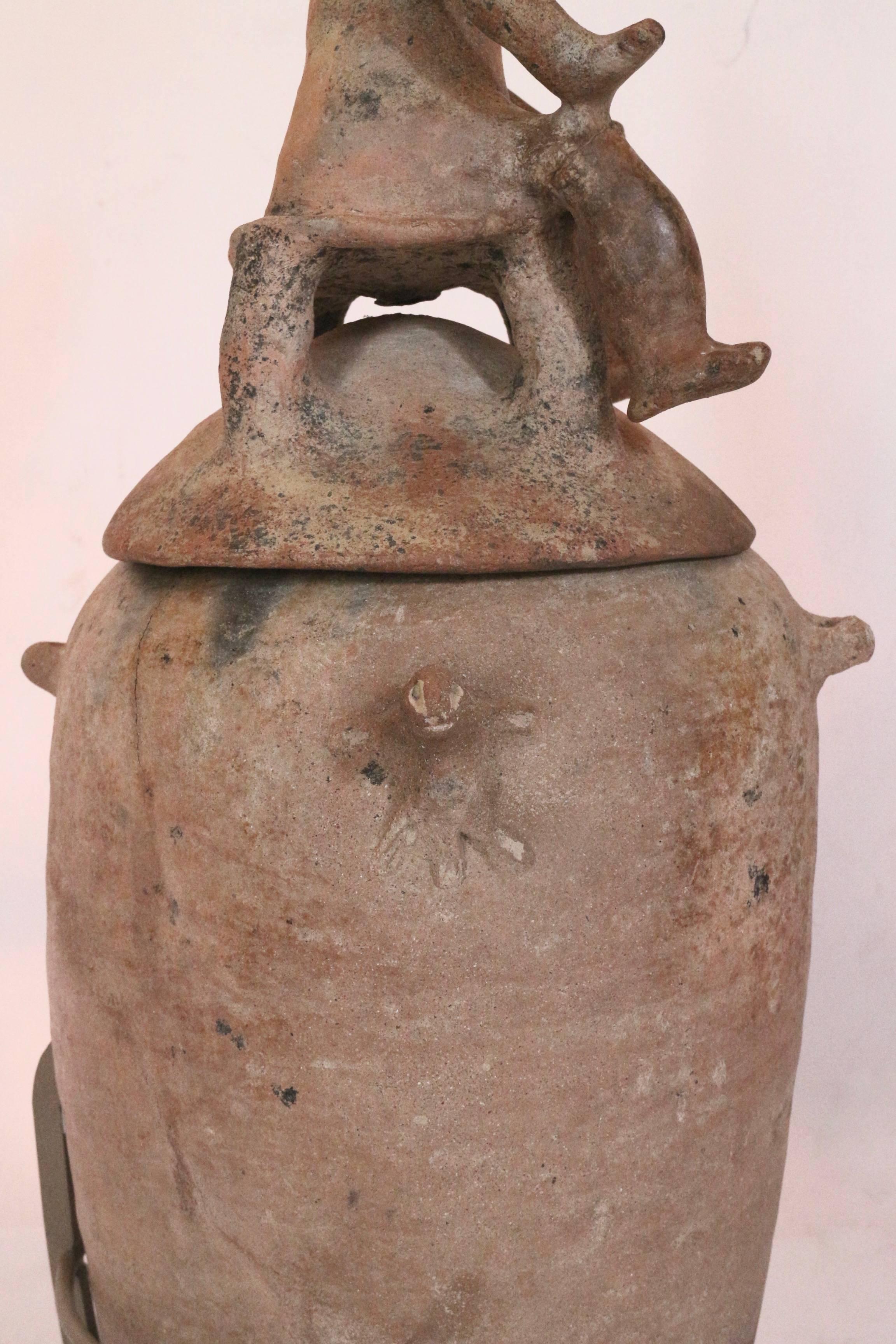 Terracotta Urn, Colombian, Rio Magdalena, 1000 AC For Sale 1