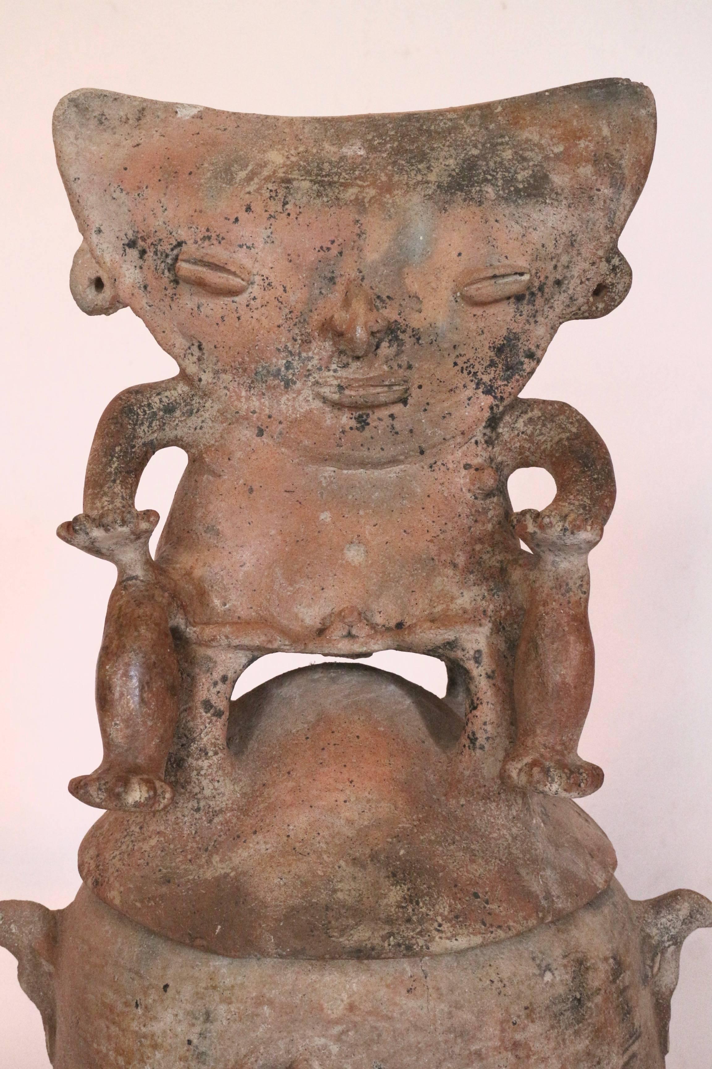 Terracotta Urn, Colombian, Rio Magdalena, 1000 AC For Sale 2