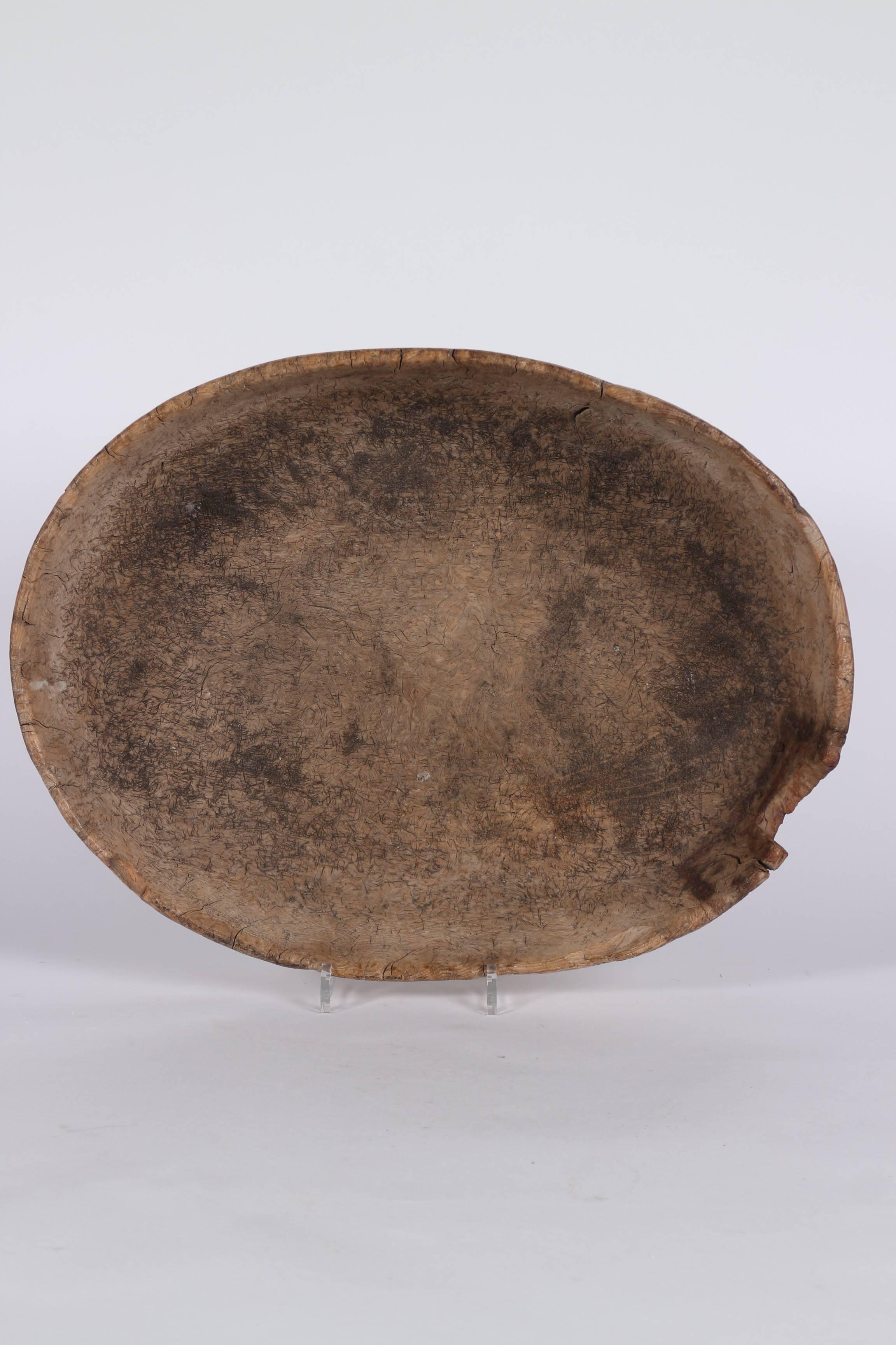 Beautiful and very pure bleached wooden bowl,
Sweden, Lapland, early 19th century.