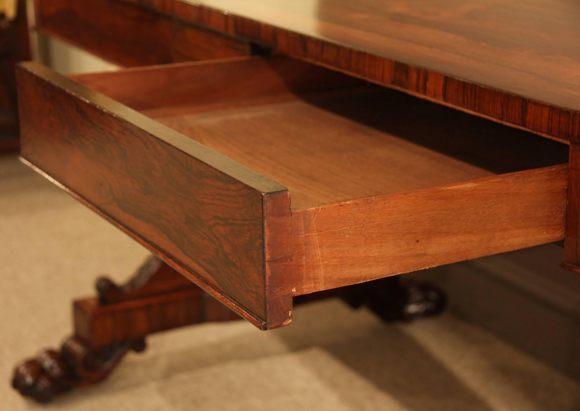 William iv Rosewood Library Table, circa 1835 In Good Condition For Sale In Wiltshire, GB