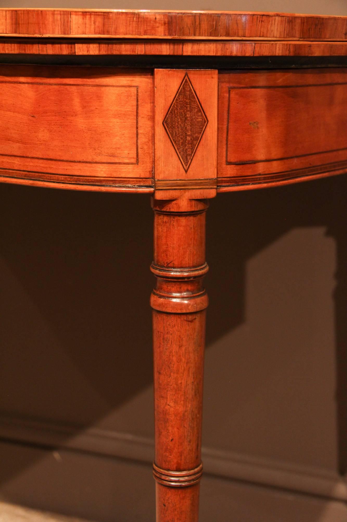 Fine Late George III Satinwood and Rosewood Card Table In Good Condition In Wiltshire, GB