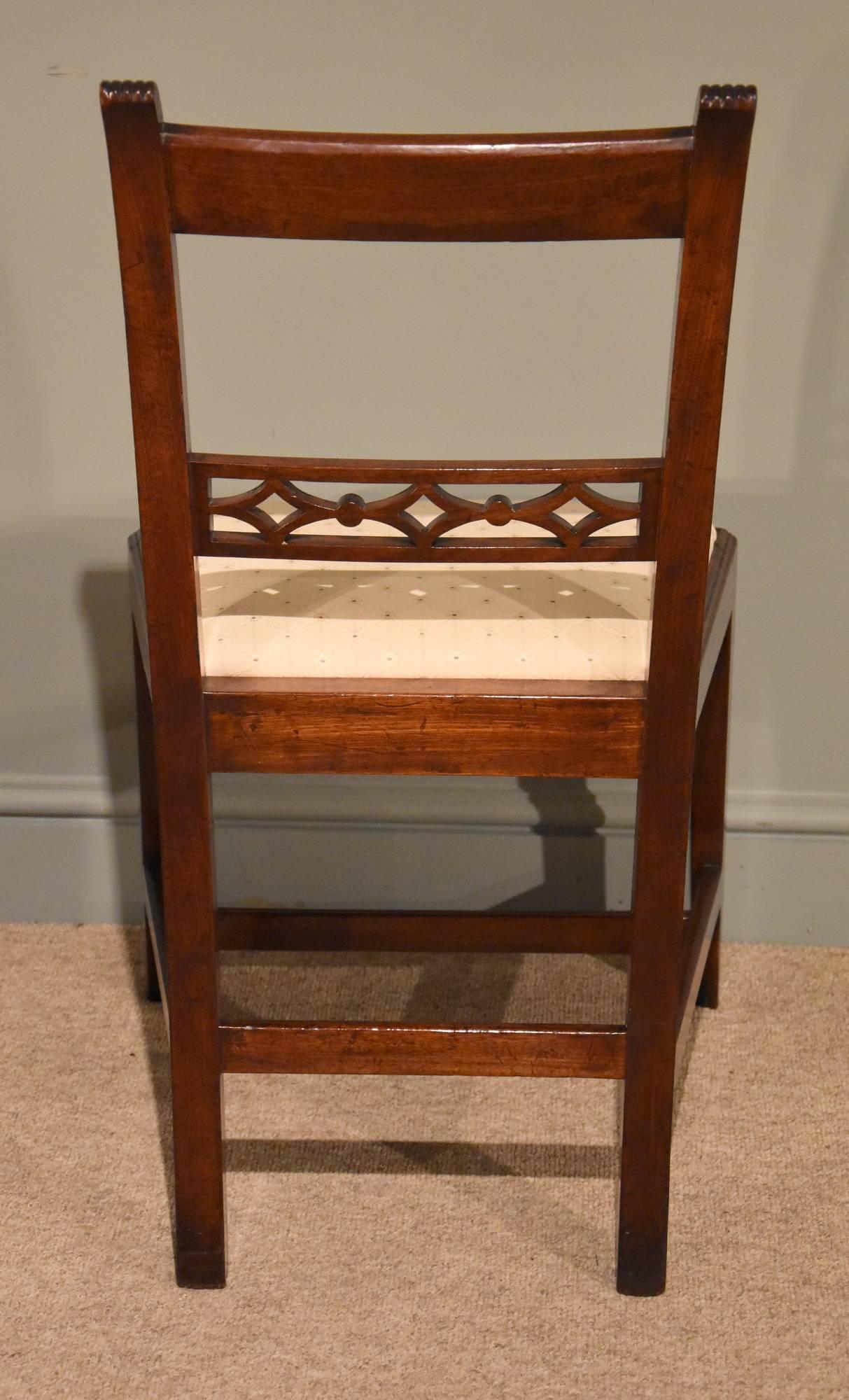 Good Set of Six Regency Period Mahogany Lattice Back Reeded Dining Chairs In Good Condition In Wiltshire, GB
