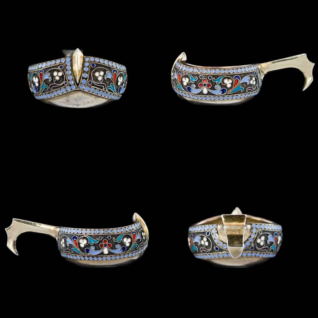 Cloissoné Antique Russian Solid Silver and Enamel Pair of Kovsh, Moscow, circa 1895