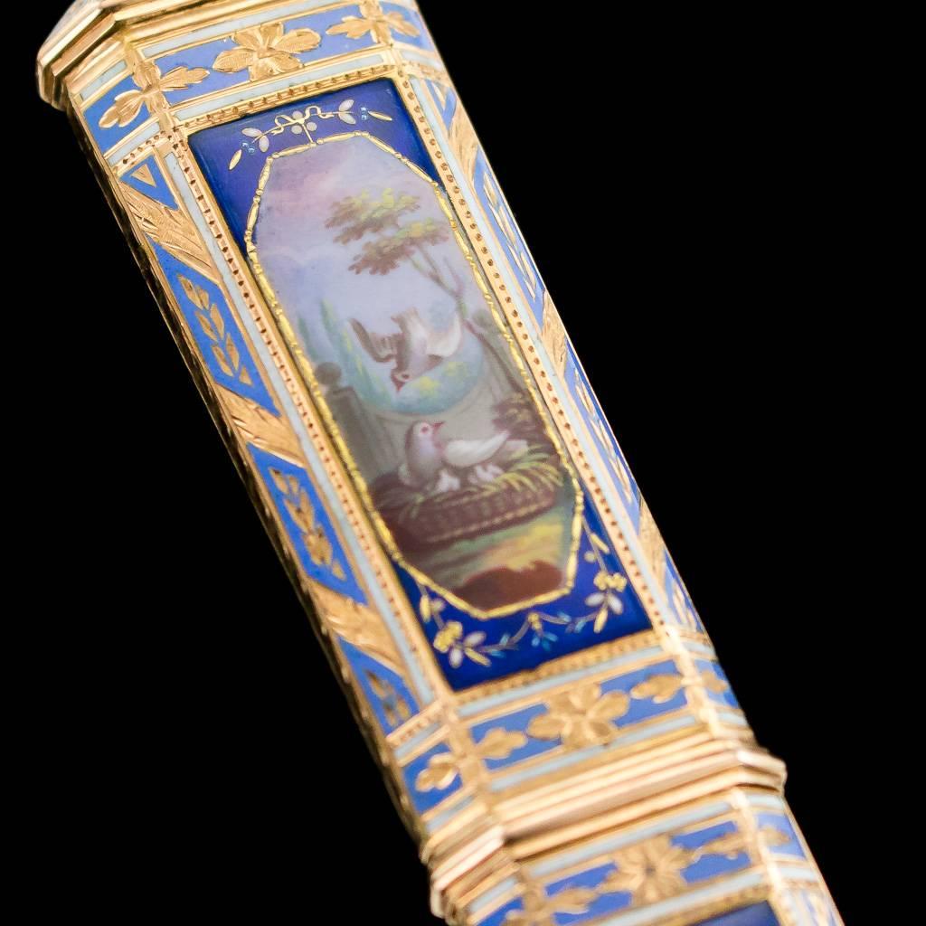 Antique 19th Century Rare Swiss 18-Karat Gold & Enamel Etui, Geneva, circa 1800 5