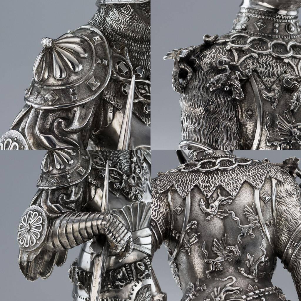 Antique German Solid Silver Pair of Massive Knight Figures, Hanau, circa 1900 4