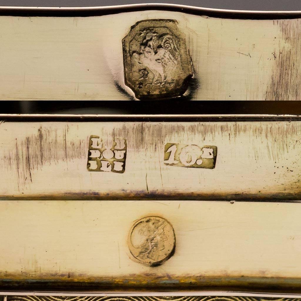 Antique 19th Century French Silver Gilt Music Snuff Box, circa 1810 7