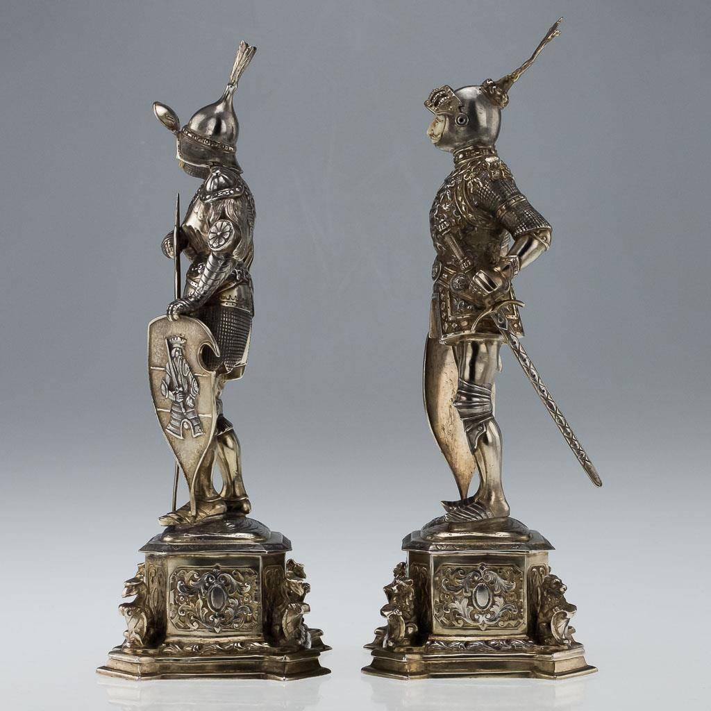 Antique 20th Century, German Solid Silver Pair of Large Knight Figures, Hanau In Excellent Condition In Royal Tunbridge Wells, Kent