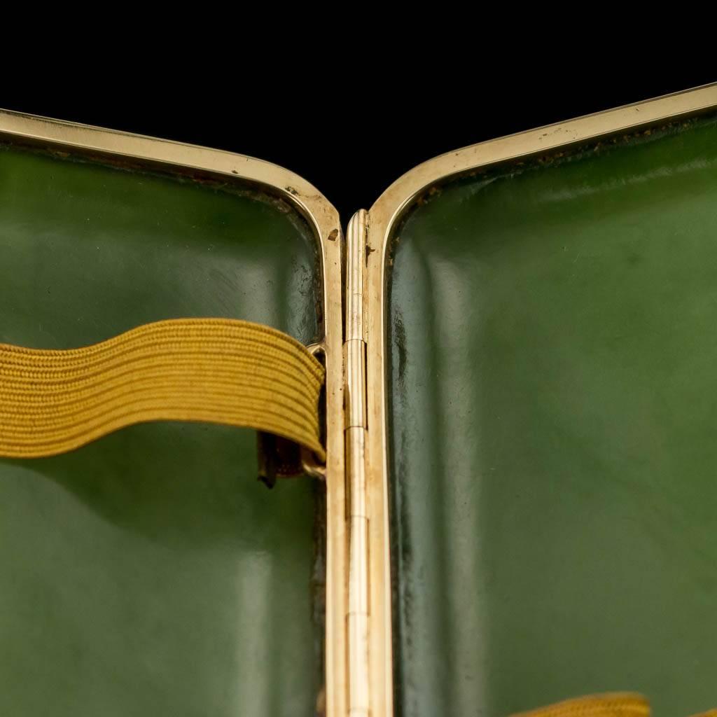 20th Century Asprey Nephrite & 18 Karat Gold Cigarette Case, London, circa 1900 1