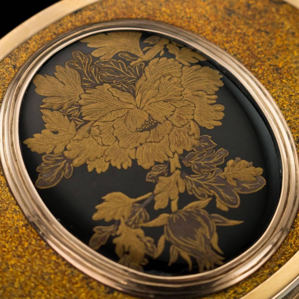 Antique French 18-Karat Gold-Mounted and Japanese Lacquer Snuff Box, circa 1770 2