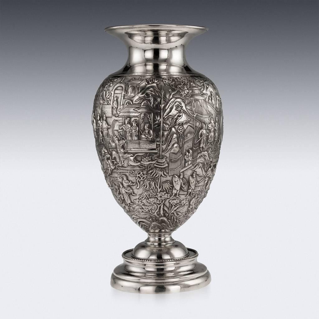 Antique 19th Century Chinese Export Impressive Solid Silver Vase, Wang Hing In Excellent Condition In Royal Tunbridge Wells, Kent