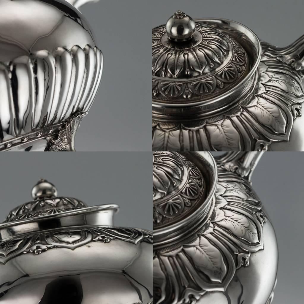 19th Century Chinese Export Solid Silver Tea Set, Hoaching, circa 1830 3