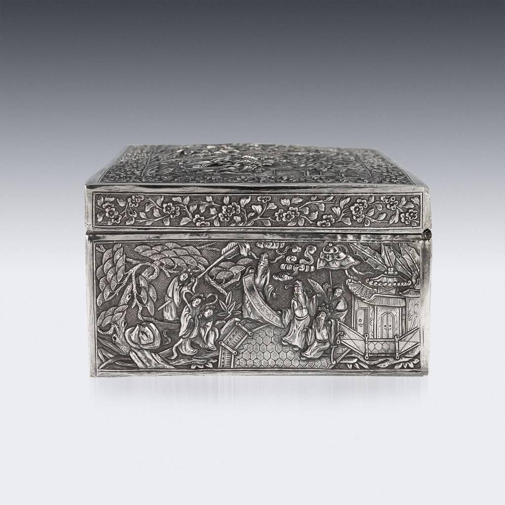 Chinese Export Antique Chinese Solid Silver Battle Scene Box, Gan Qing He, circa 1860