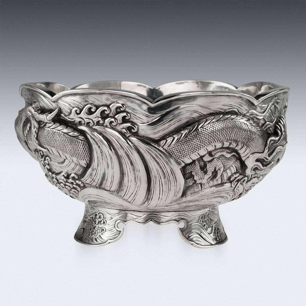 Antique 19th Century Japanese Meiji Period Solid Silver Dragon Bowl, circa 1890 In Excellent Condition In Royal Tunbridge Wells, Kent