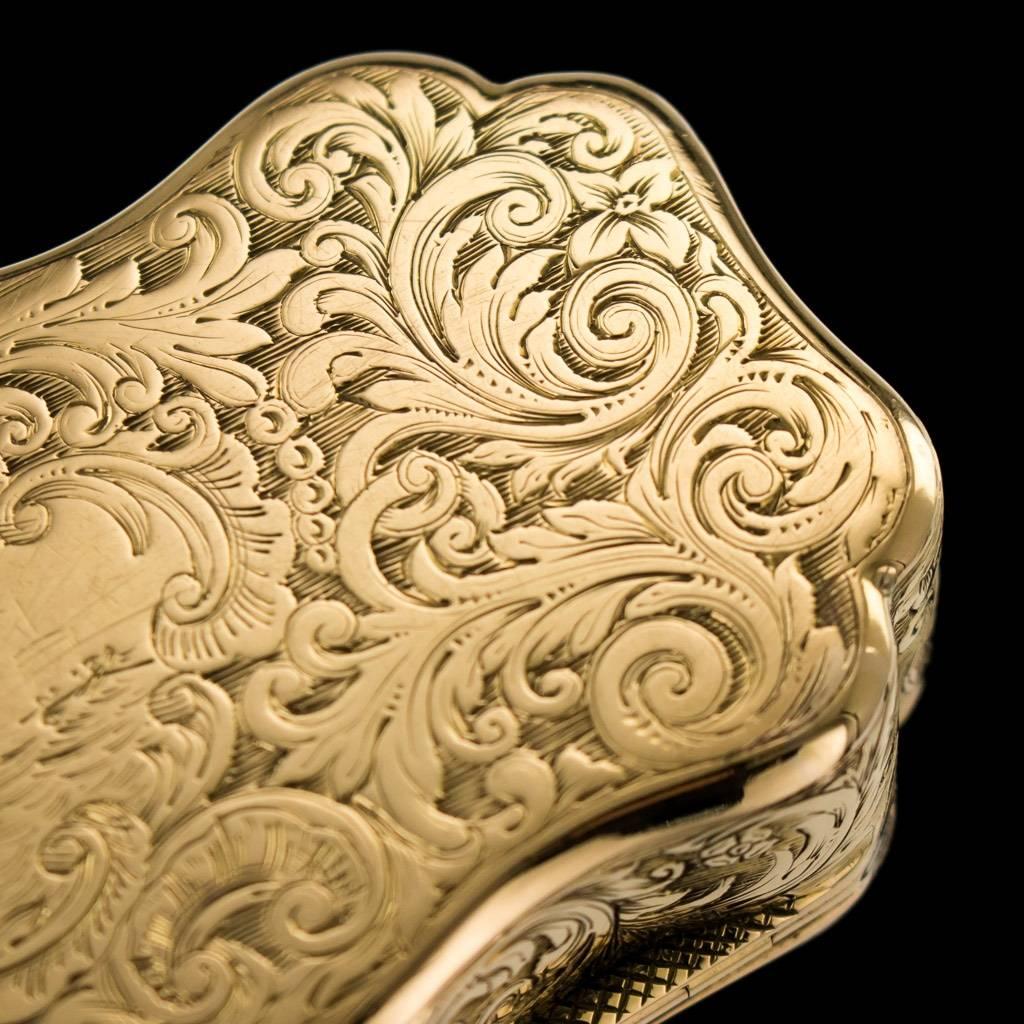 Antique Victorian 18-Karat Gold Snuff Box, Nathaniel Mills, circa 1851 1