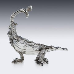 Antique 20th Century Edwardian Silver Paul de Lamerie Dish, London, circa 1907