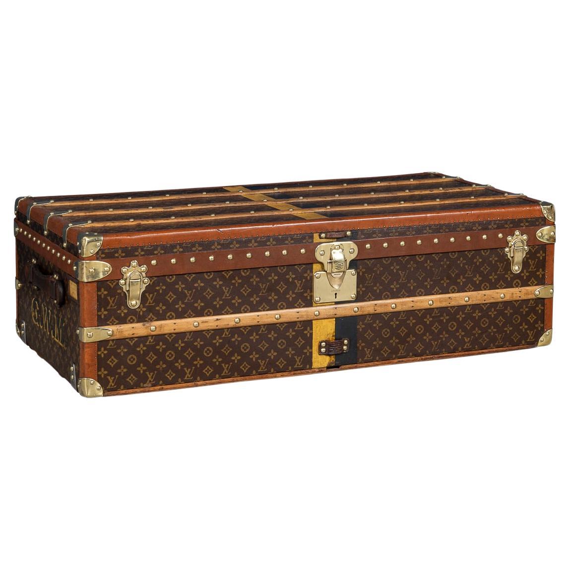 20th Century Louis Vuitton Cabin Trunk In Monogram Canvas, France c.1930