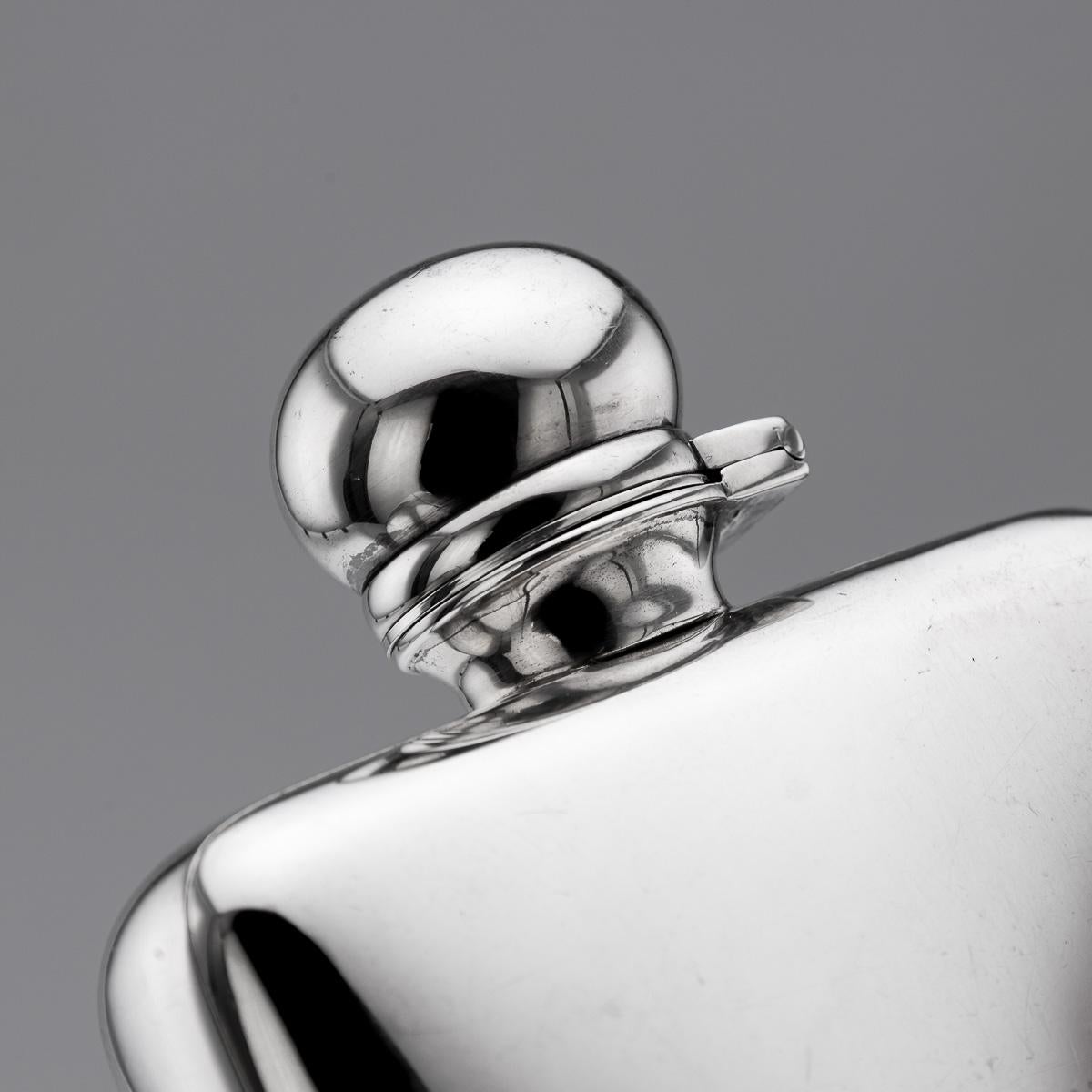 Antique 20thC English Solid Silver Hip Flask & Cigarette Case, London c.1903 For Sale 1