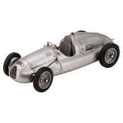 Vintage 20th Century Cmc 1:18 Scale Auto Union Type D Racing Car c.1938