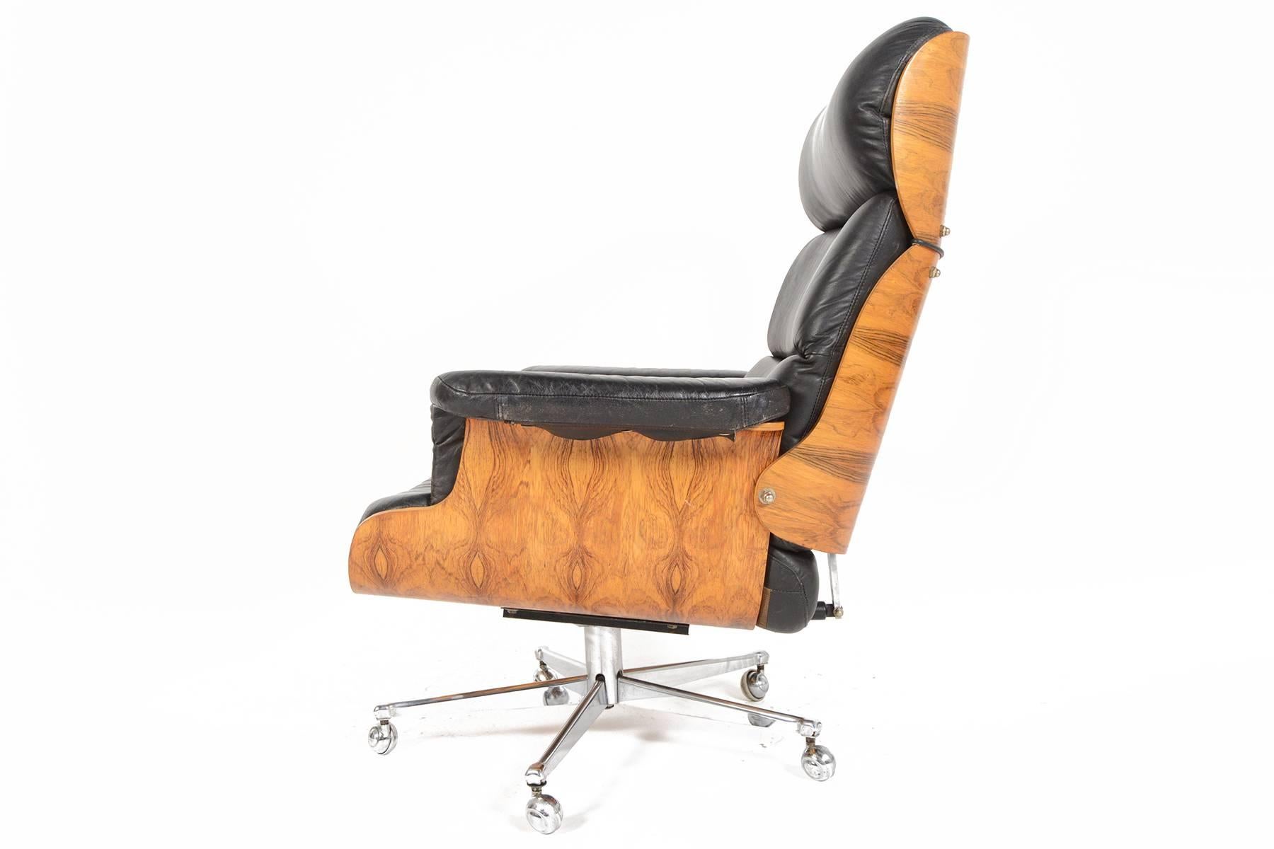 martin stoll lounge chair