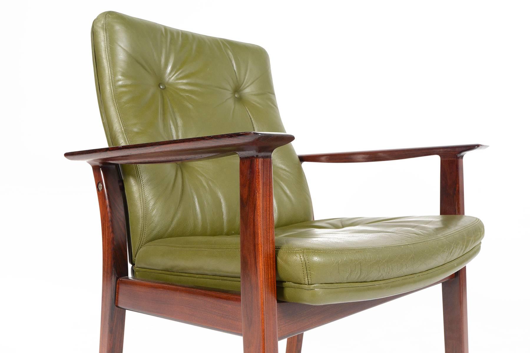 Pair of Arne Vodder Rosewood and Leather Armchairs 1