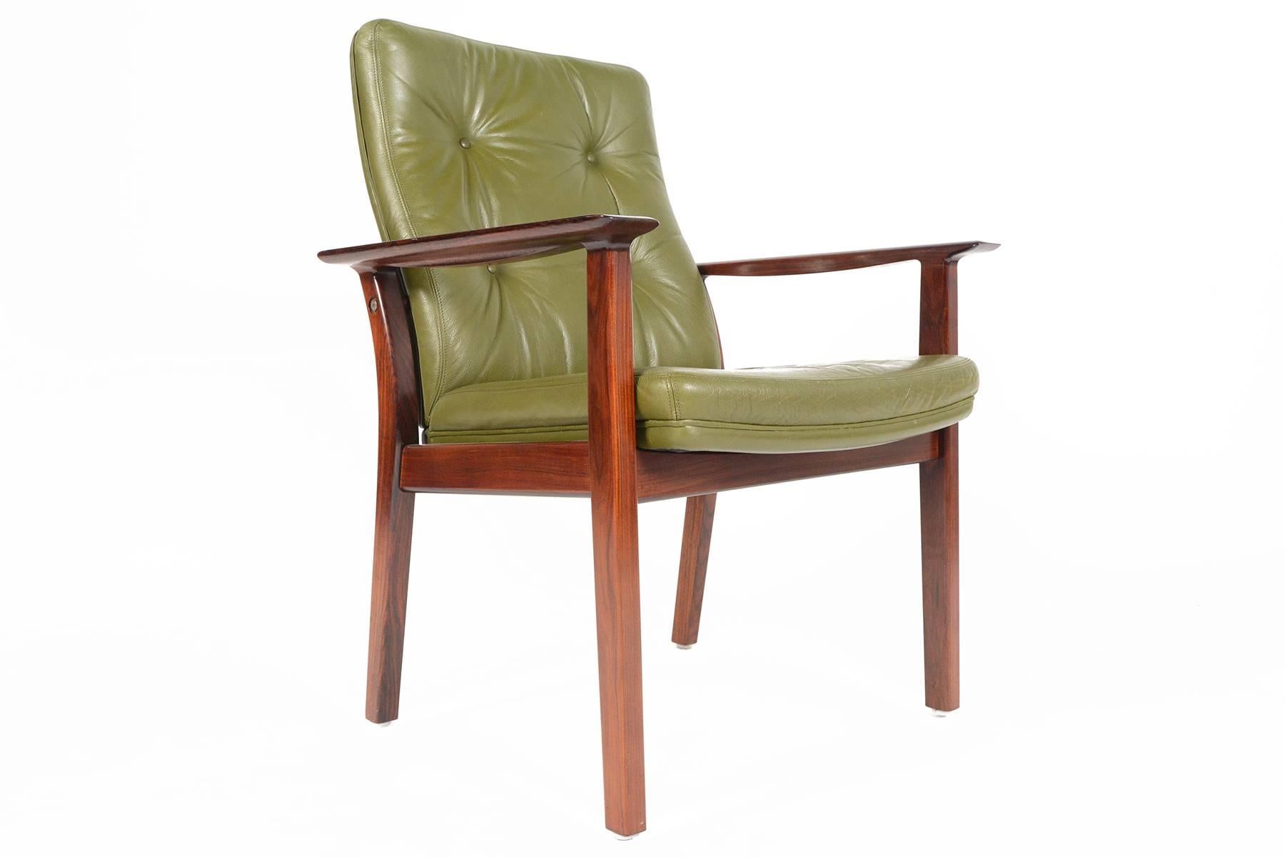 Pair of Arne Vodder Rosewood and Leather Armchairs 3