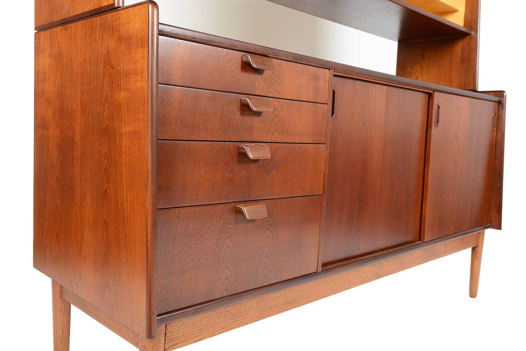 Large Teak Credenza with Hutch 3