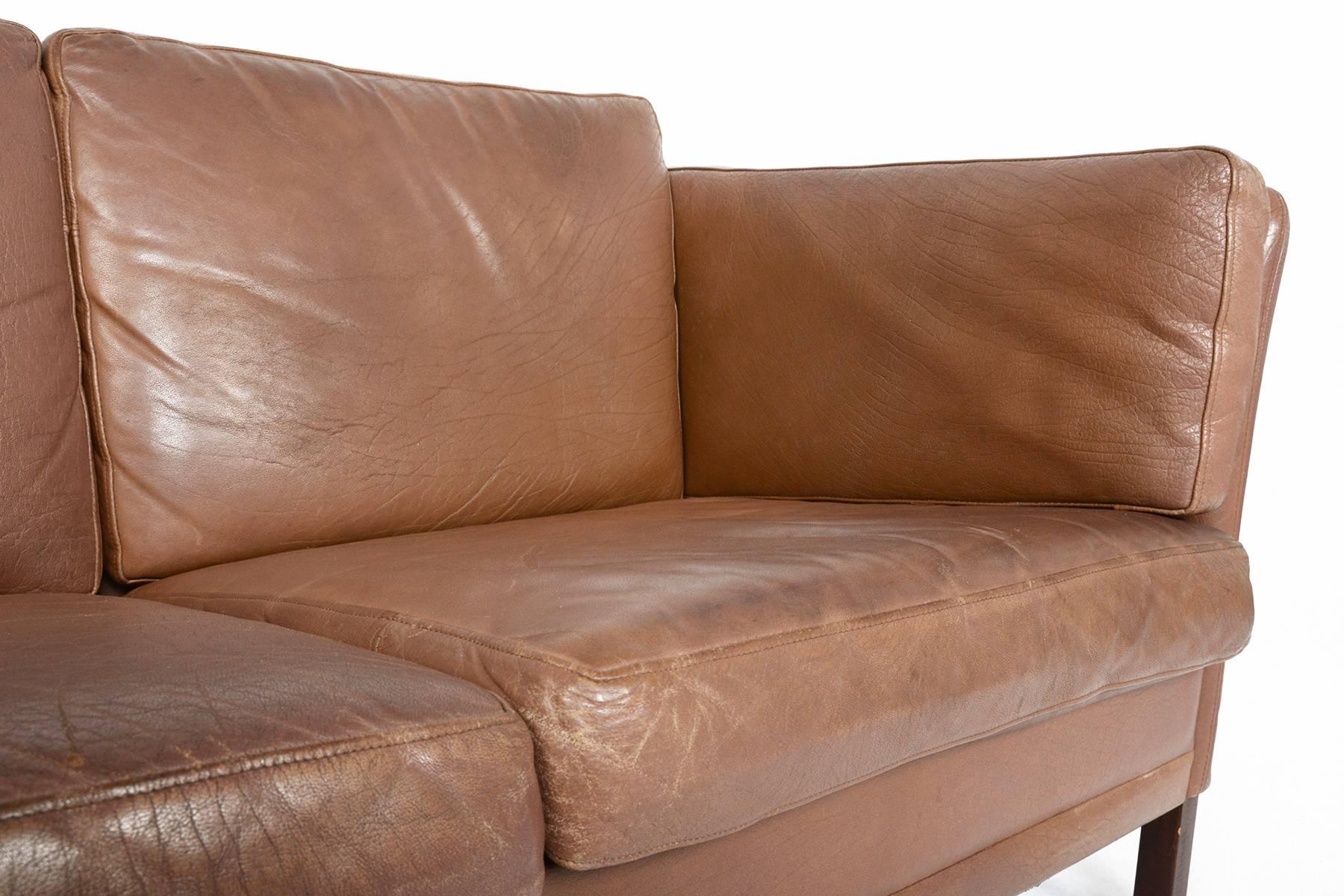 Stouby Brown Leather Loveseat Sofa 3