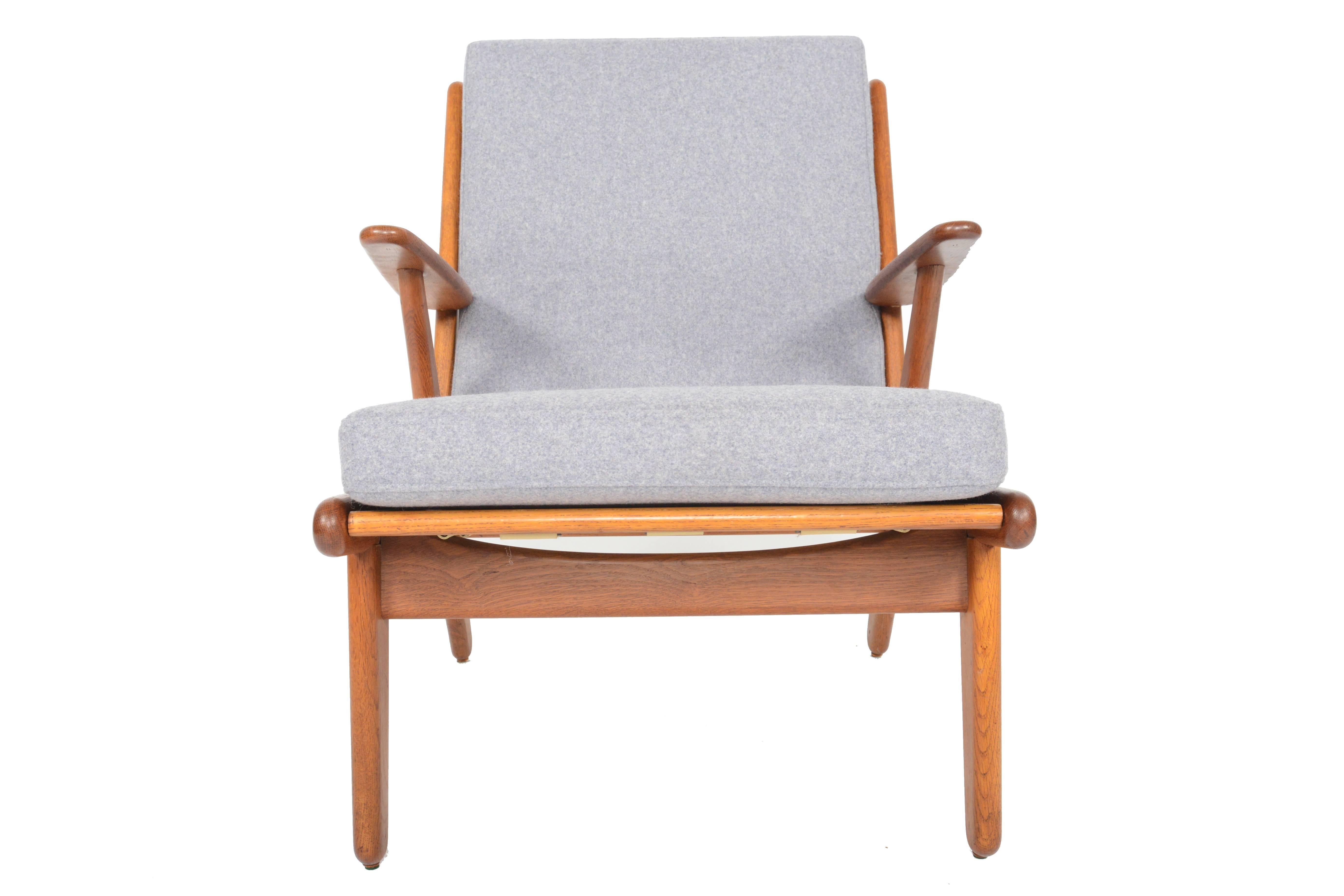 Poul Volther J53 Oak Lounge Chair 1