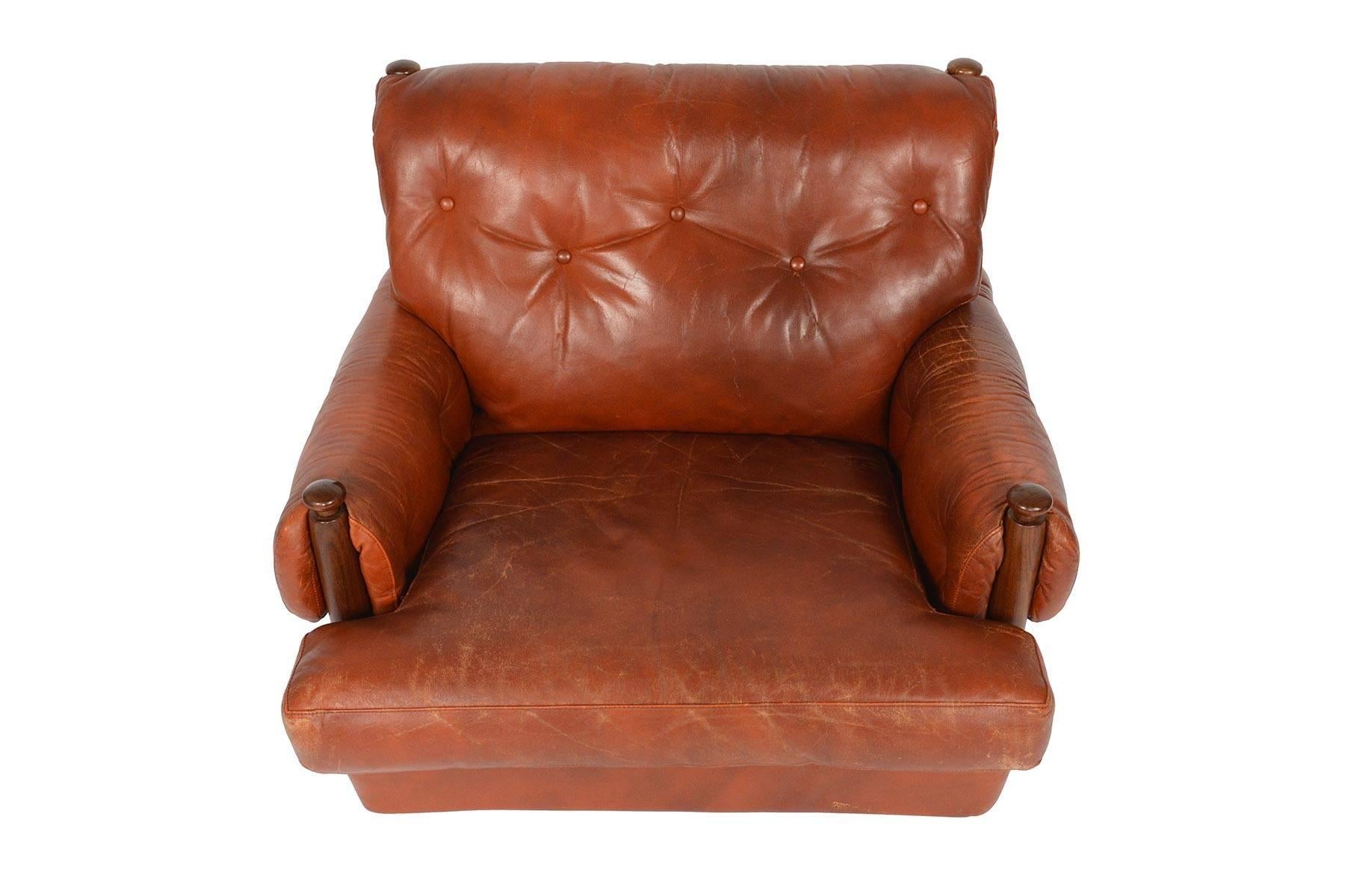 Walnut and Leather Brazilian Style Lounge Chair 3