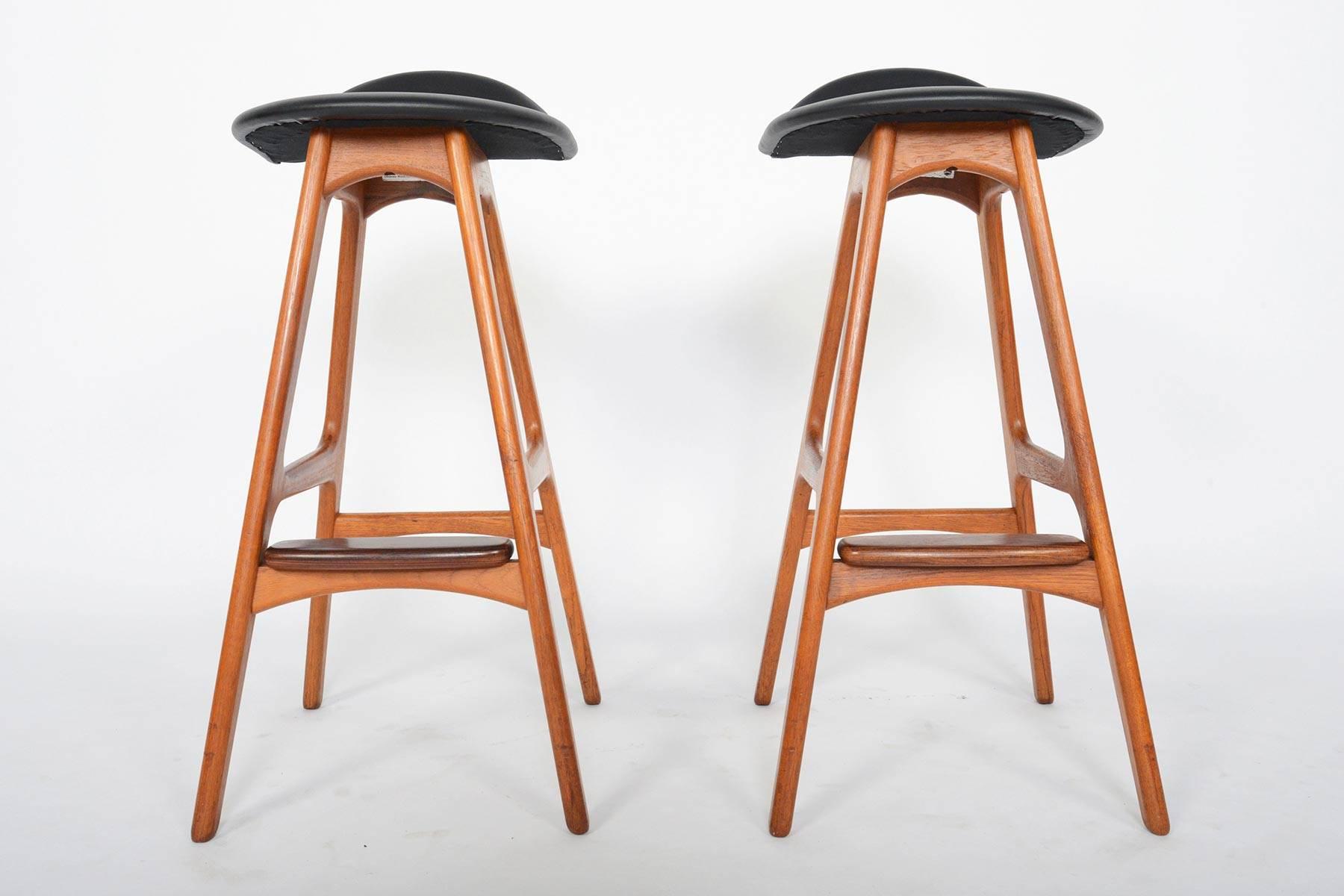 Pair of Erik Buck Teak Bar Stools In Excellent Condition In Berkeley, CA