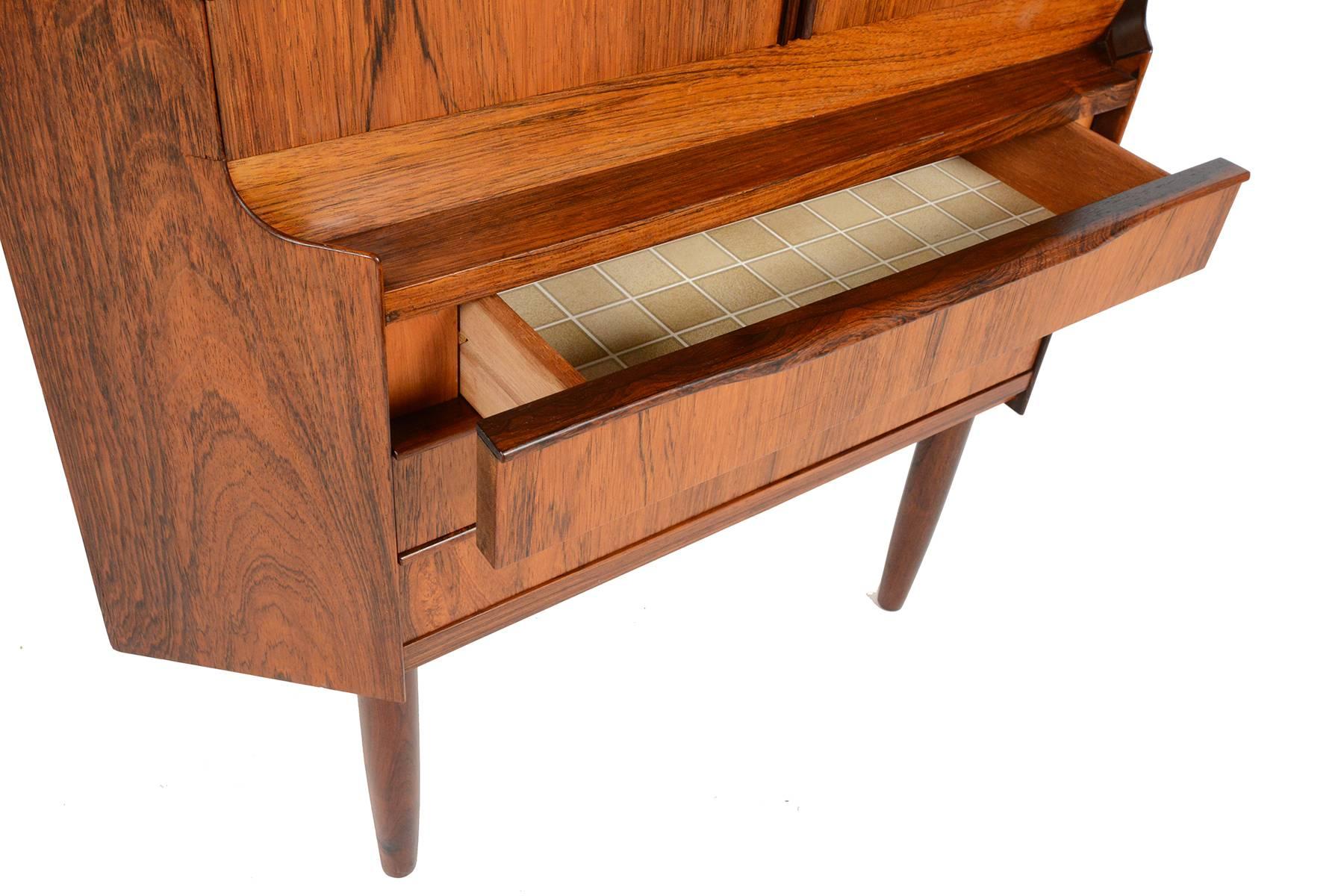 Danish Modern Corner Bar in Brazilian Rosewood 4