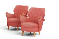 Pair of 1940s Scandinavian Modern Lounge Chairs in Original Copper Blush Wool