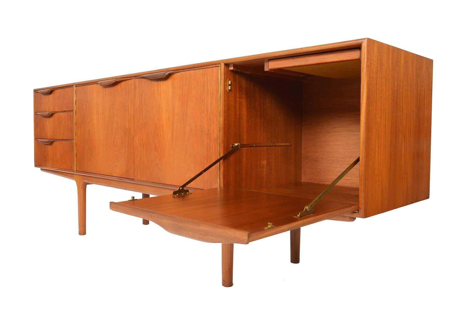 Large Mid-Century Modern McIntosh Dunvegan Credenza #3 1