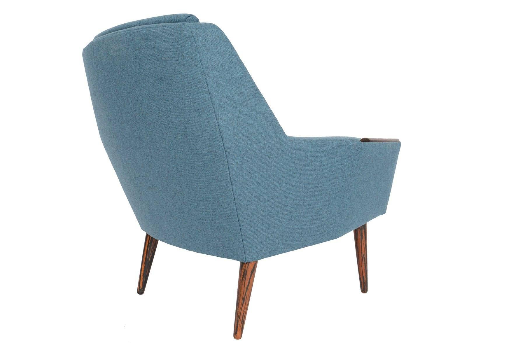 Atomic Danish Modern Midcentury Rosewood Lounge Chair in Cerulean Wool In Excellent Condition In Berkeley, CA