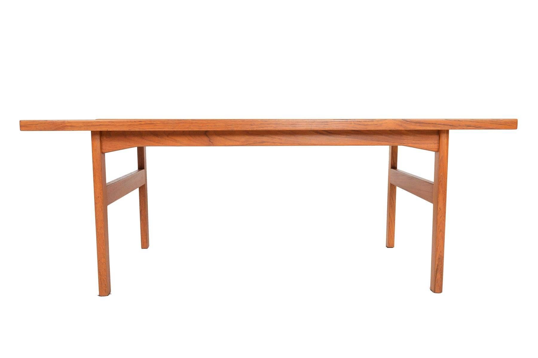 20th Century Refinished Solid Teak Coffee Table by Tove and Edvard Kindt - Larsen