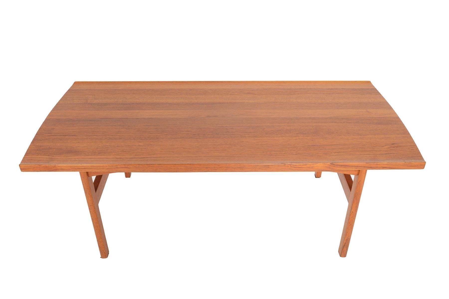Refinished Solid Teak Coffee Table by Tove and Edvard Kindt - Larsen In Excellent Condition In Berkeley, CA