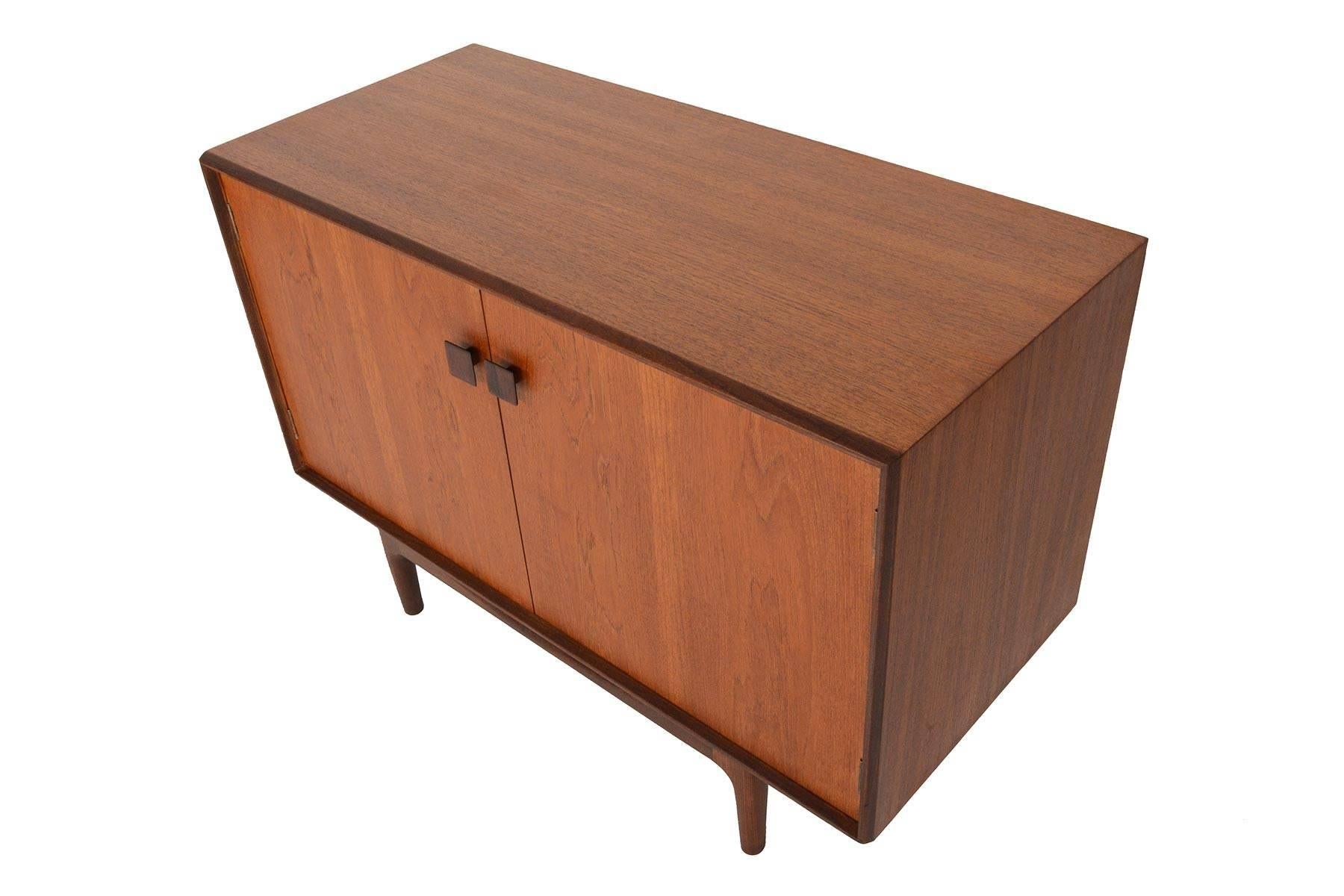 20th Century Small Refinished Teak Credenza by Ib Kofod-Larsen for G-Plan #4