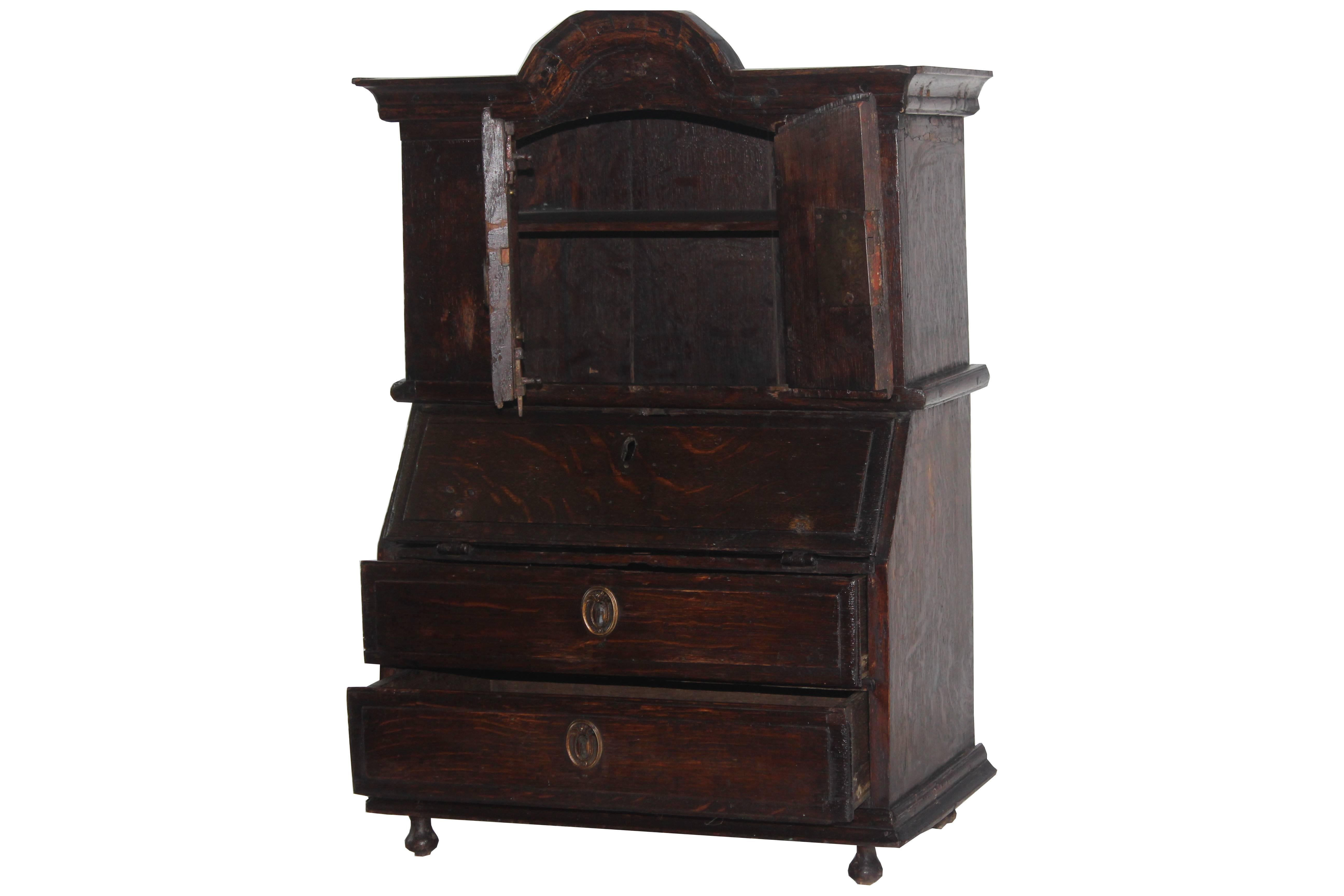 19th Century Miniature Bureau Bookcase    In Good Condition For Sale In Pomona, CA