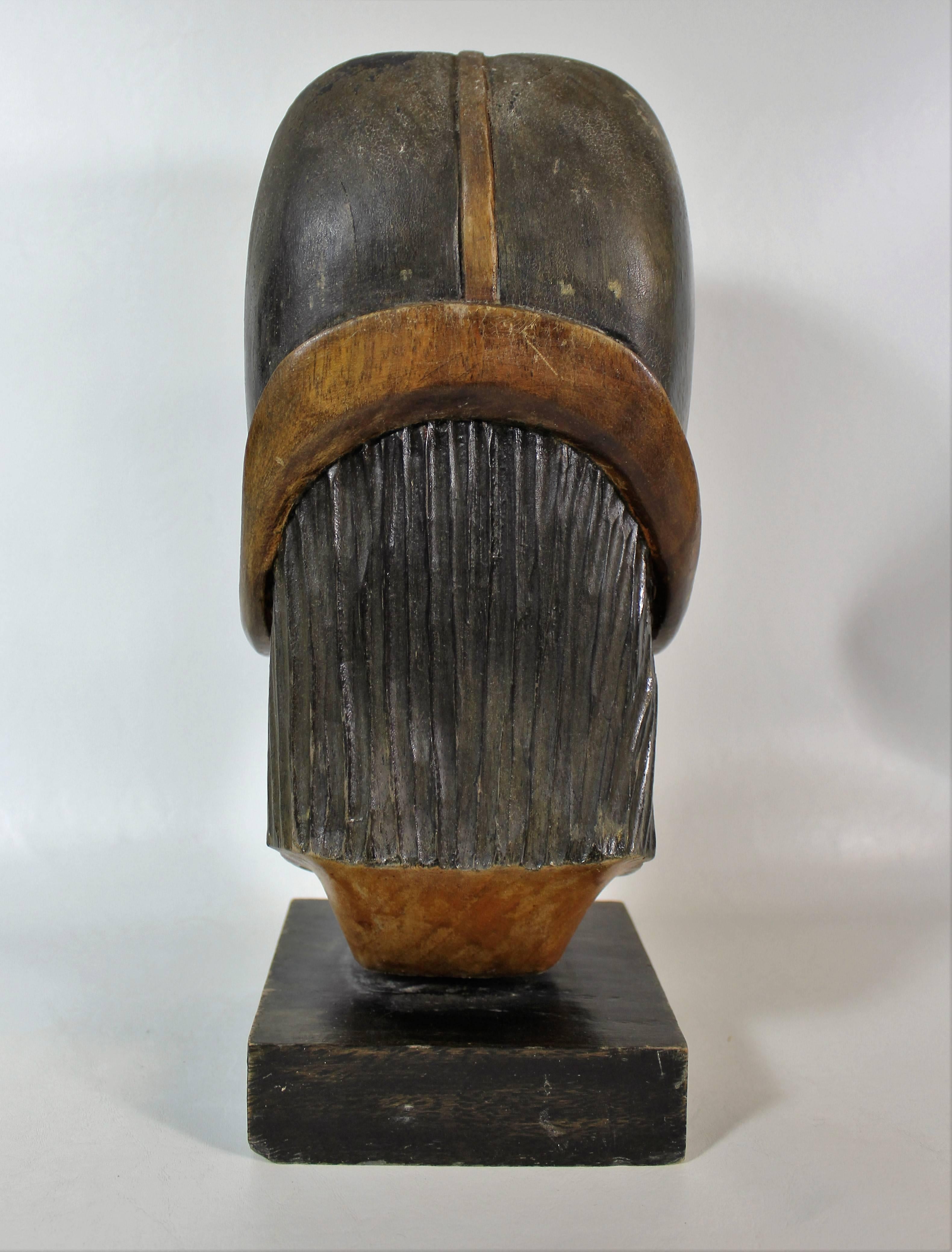 19th Century Native Yampara Carved Wood Bust/Sculpture In Good Condition In Hamilton, Ontario