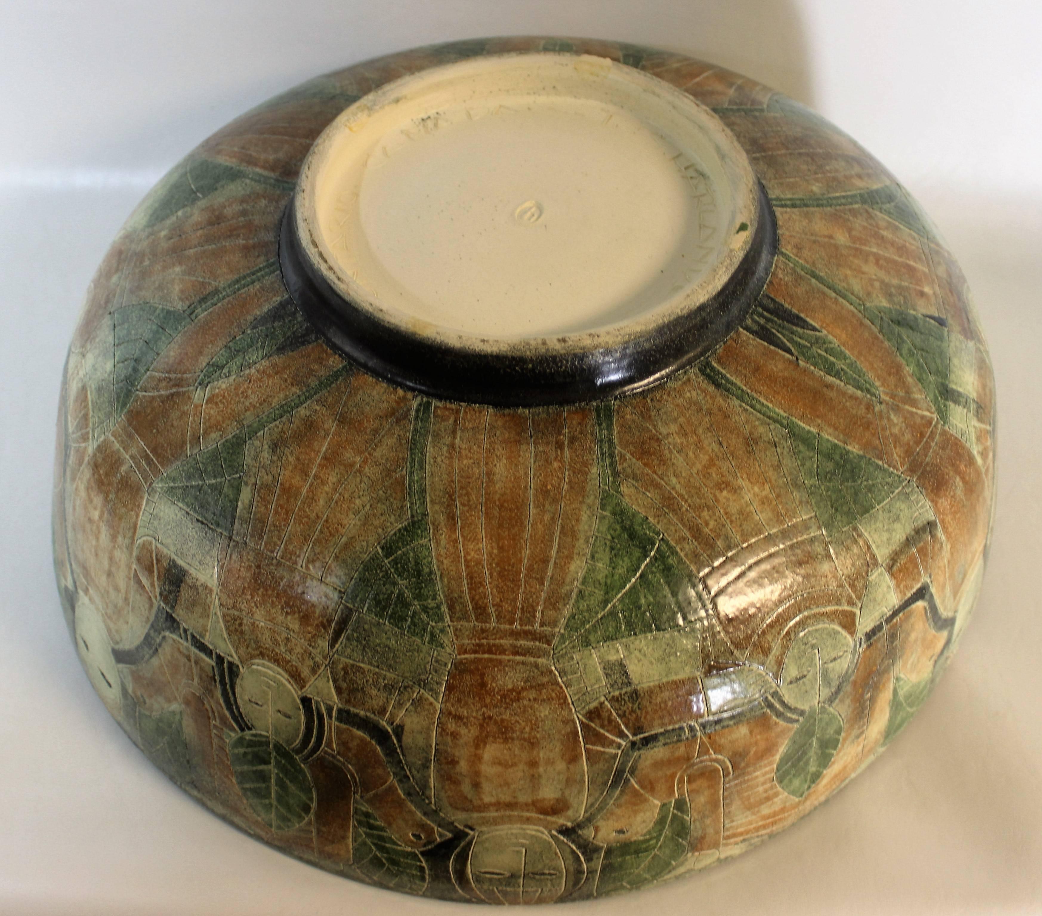 Mid-Century Modern Theo and Susan Harlander Brooklin Pottery Monumental Mid-Century Cubist Bowl For Sale