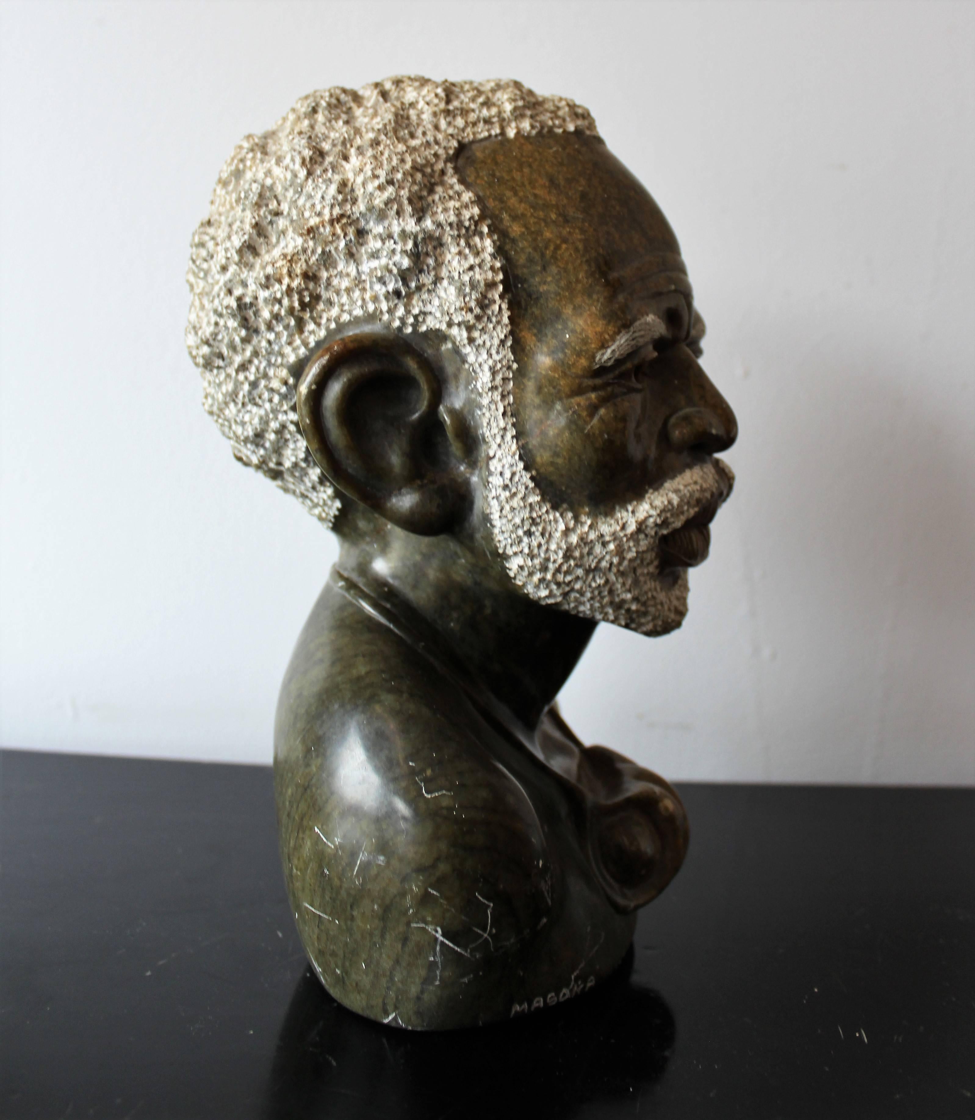 Sculpture d'art africaine Shona de la tribu Shona du Zimbabwe Bon état - En vente à Hamilton, Ontario