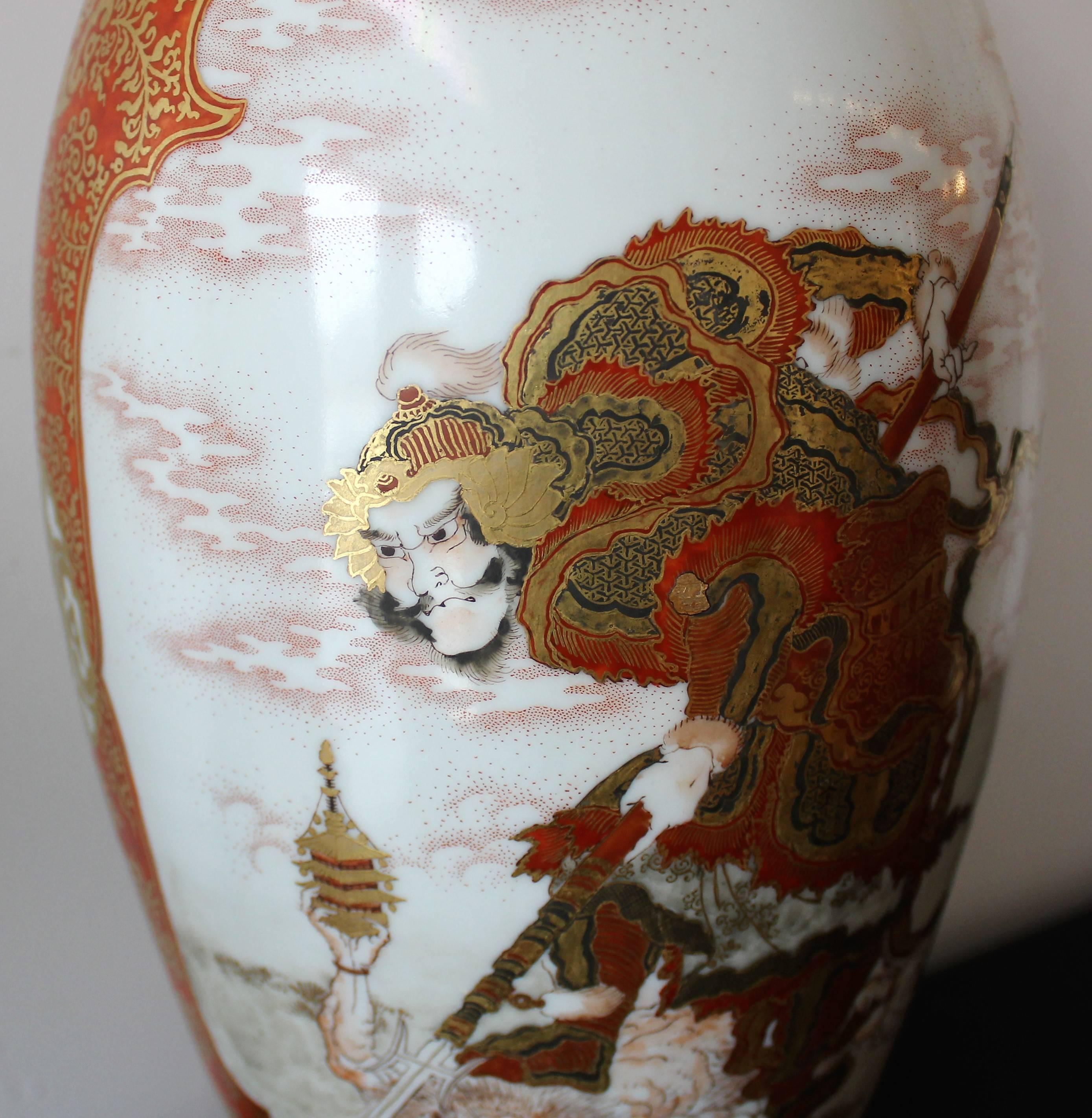 Pair of Japanese Porcelain Meiji Period Dai Nippon Kutani Vases In Excellent Condition In Hamilton, Ontario