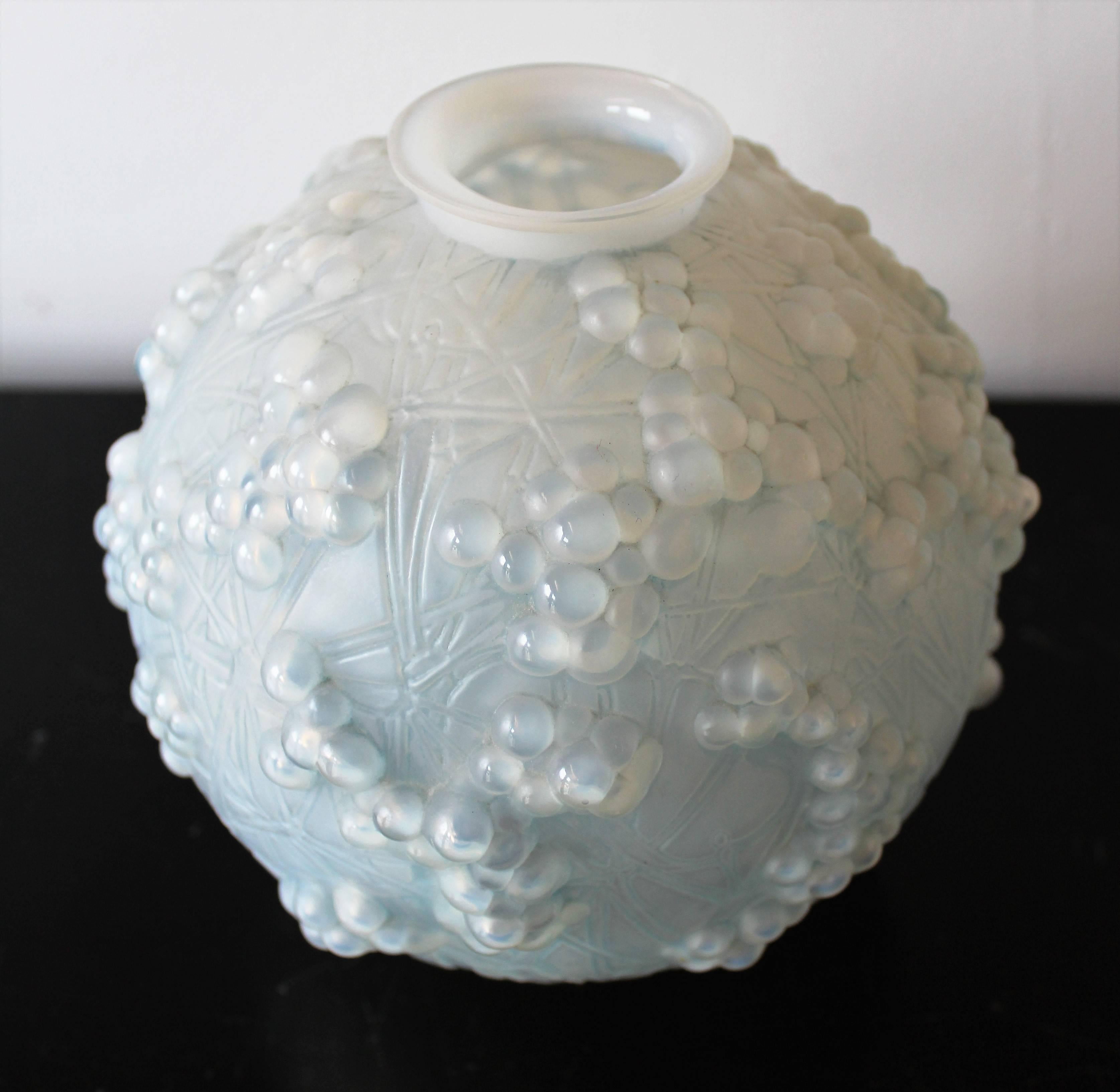 Art Glass René Lalique Art Deco Druide Vase