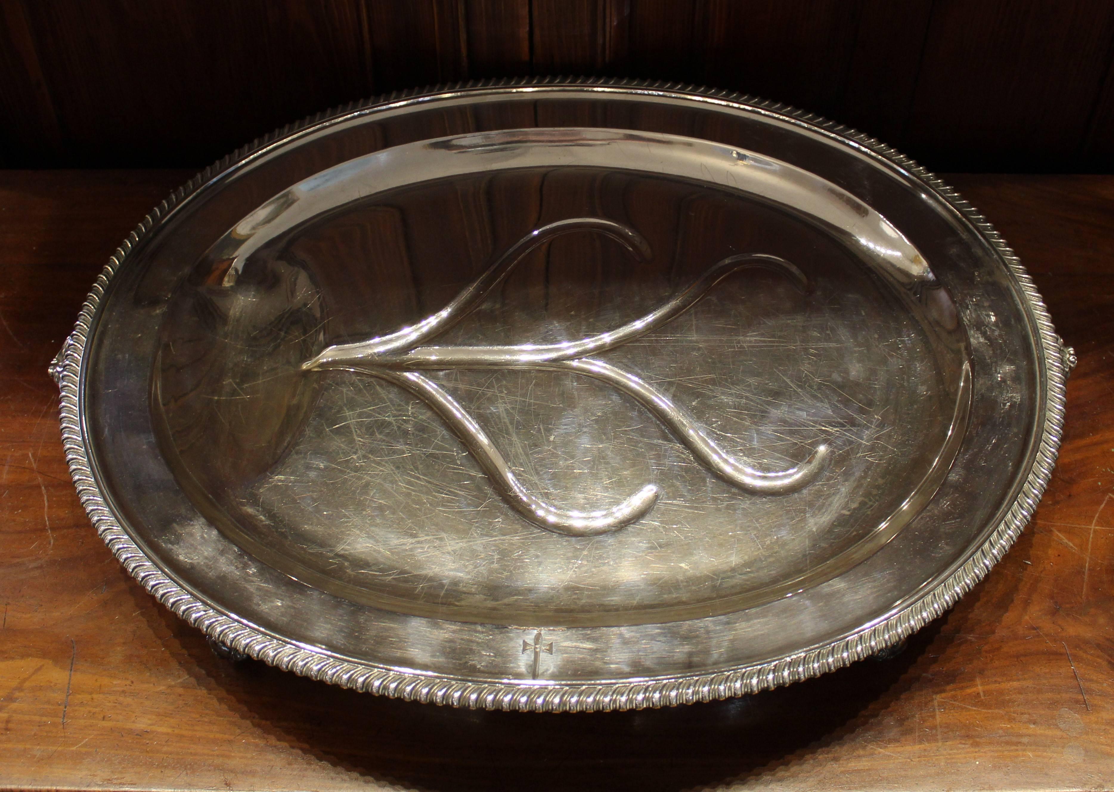 Georgian Sheffield Silverplated Meat Tray with Domed Lid by T&J Creswick 4