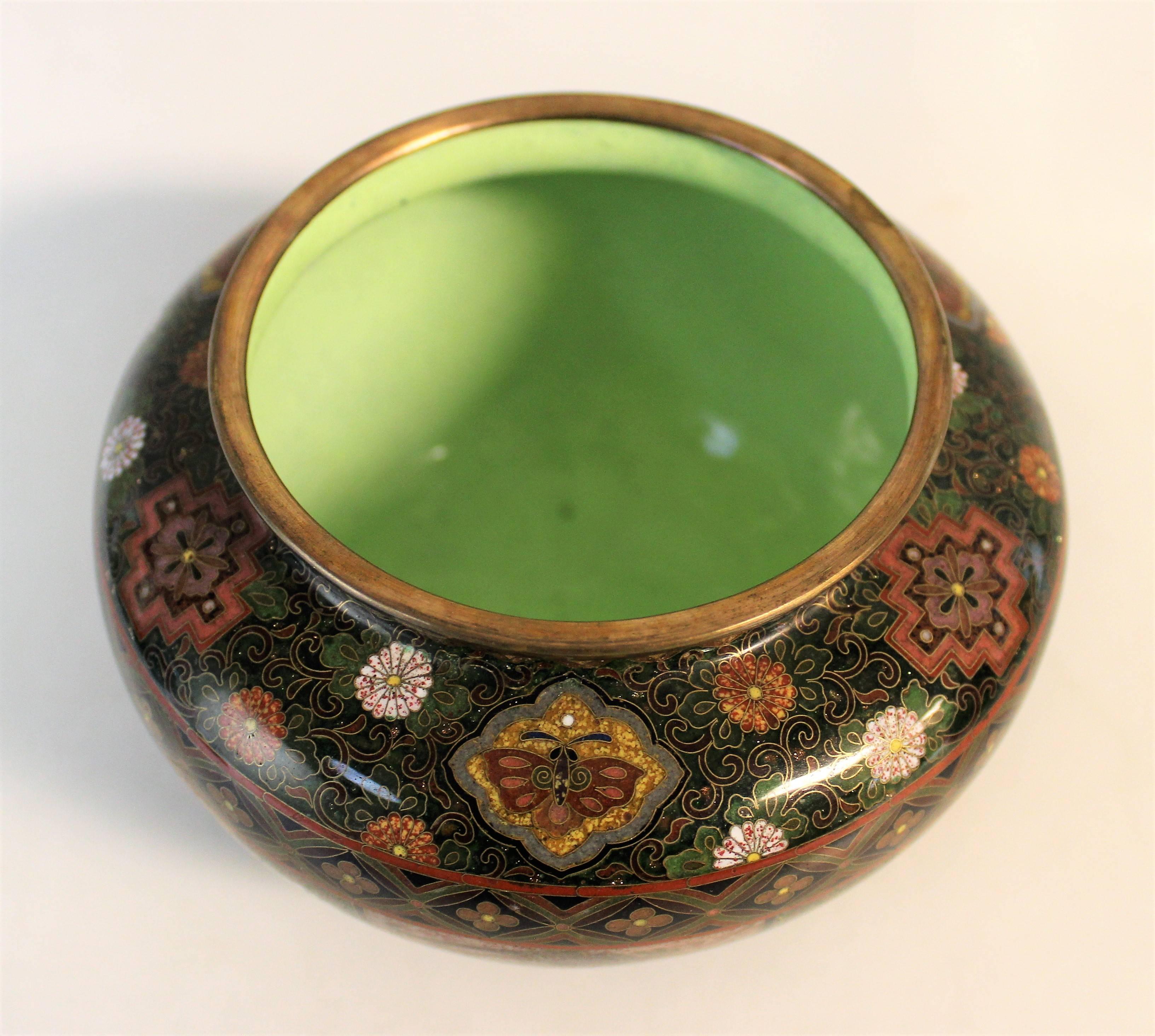 Japanese Meiji Period Cloisonne Bowl In Good Condition For Sale In Hamilton, Ontario