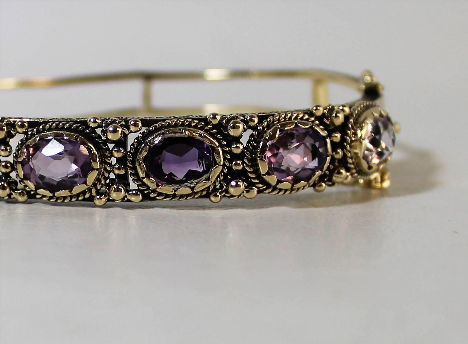 Ladies 14-Carat Gold and Amethyst Bracelet For Sale 1