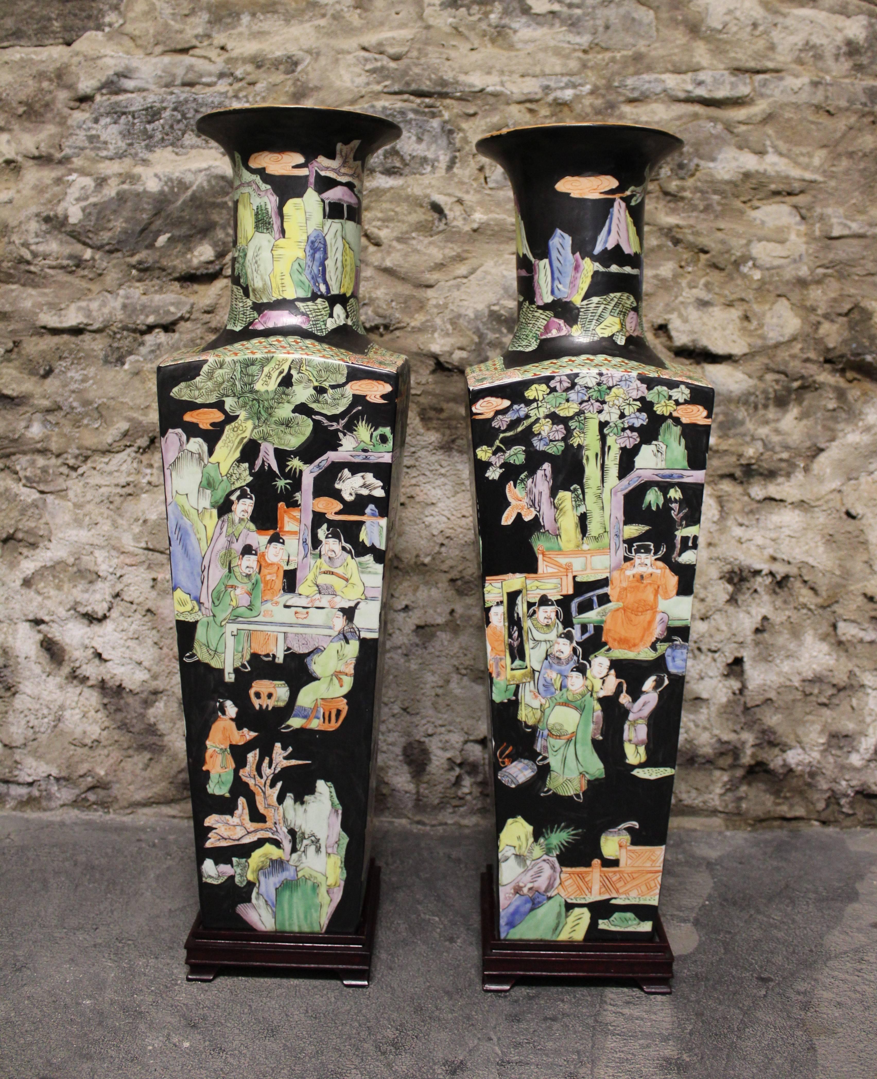 20th Century Large Pair of Chinese Porcelain Vase's