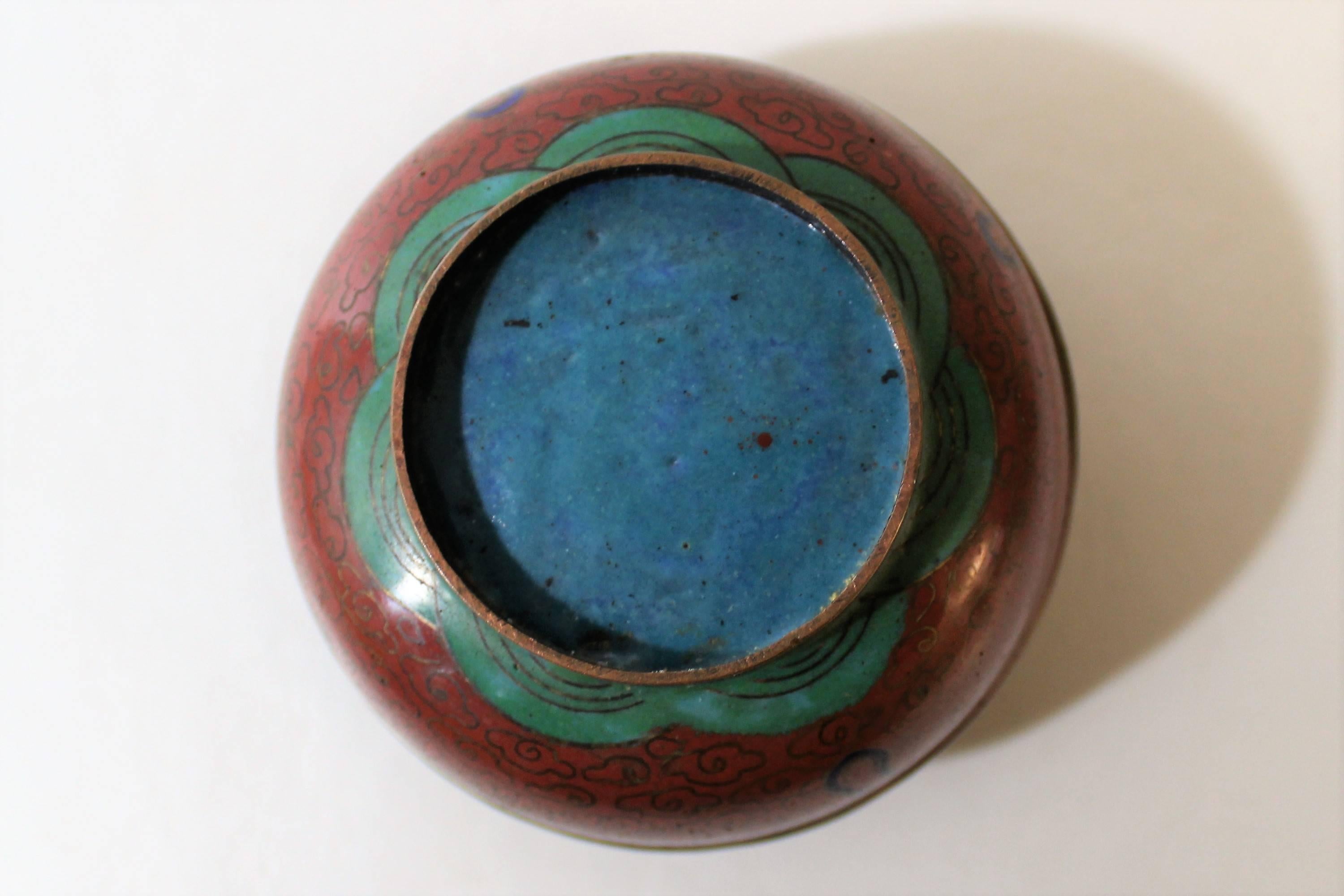 Cloissoné Chinese Cloisonne Trinket or Pill Box with Dragon